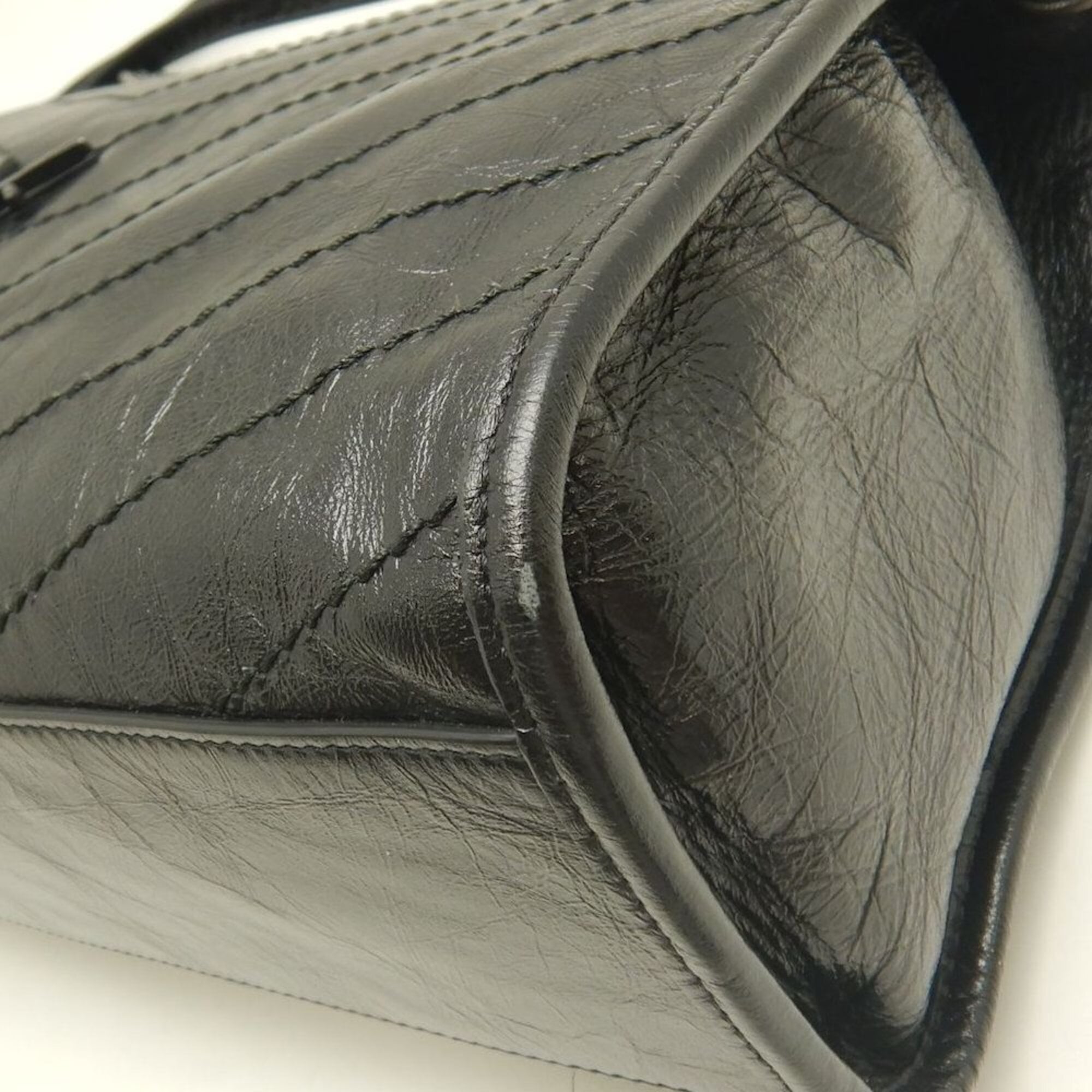 Saint Laurent Black Leather Shoulder Bag (Pre-Owned)