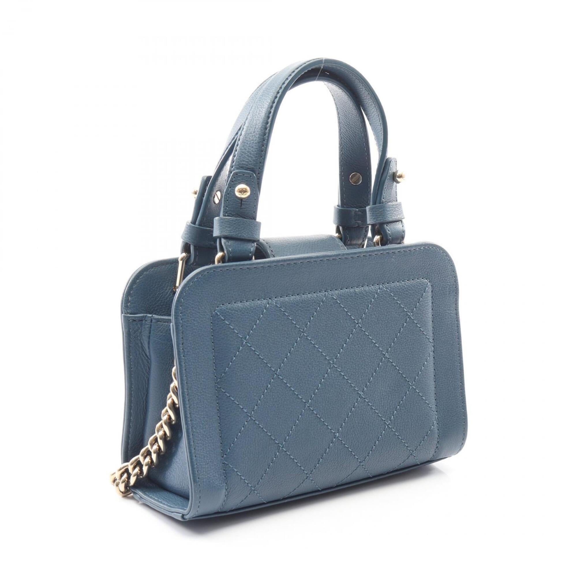 Chanel Matelasse Blue Leather Handbag Shoulder Bag (Pre-Owned)