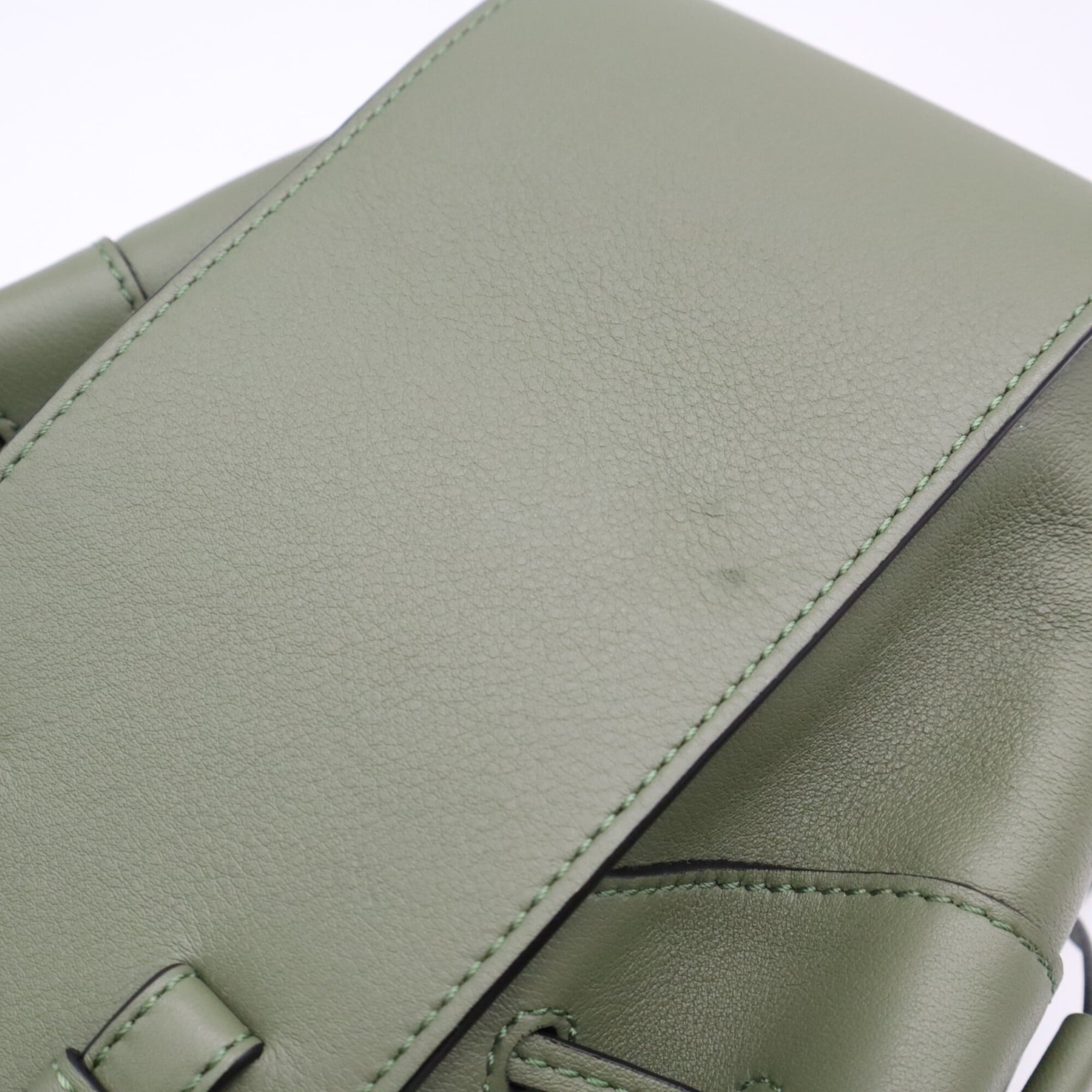 Loewe Hammock Green Leather Handbag (Pre-Owned)