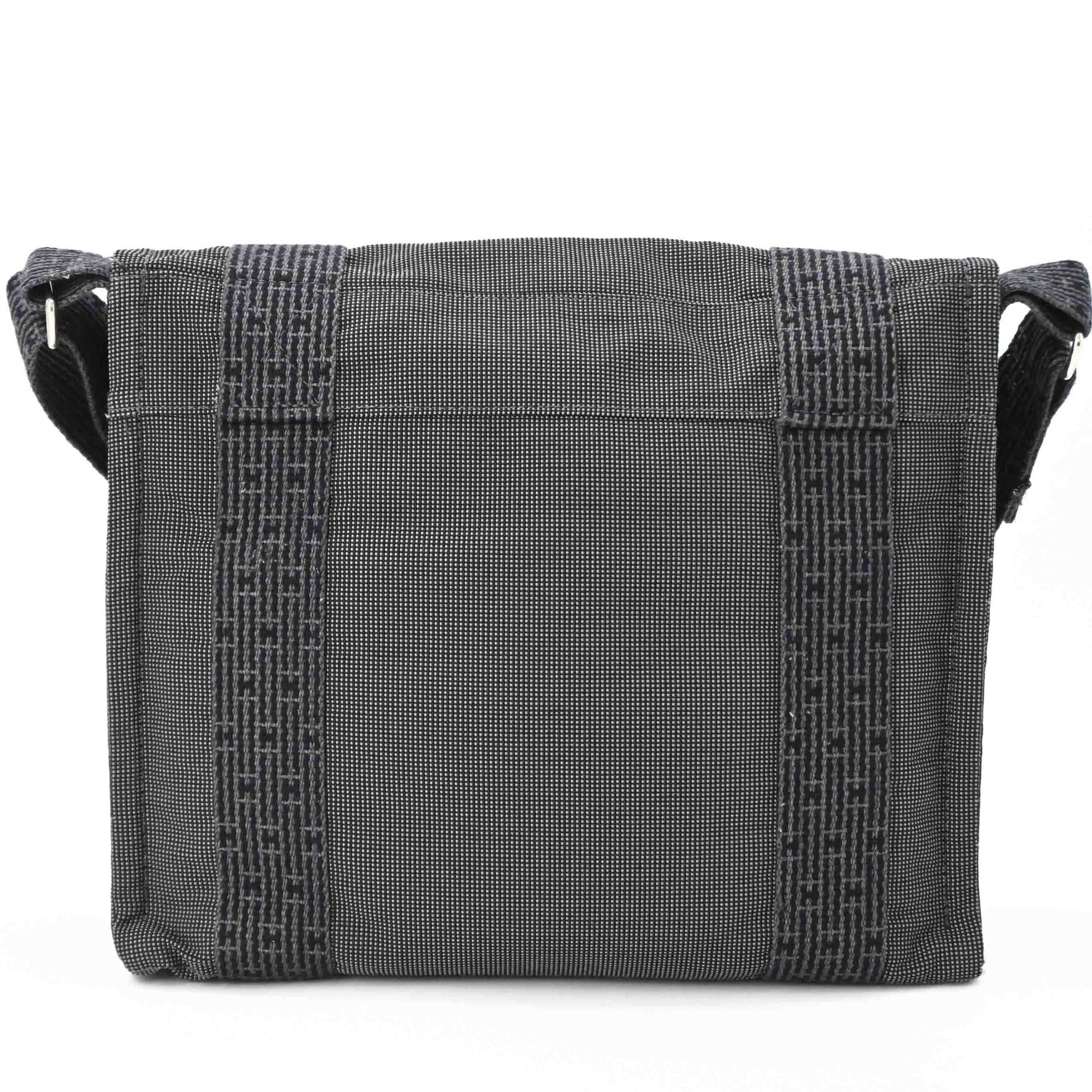 Hermes Her Line Gray Nylon Canvas Shoulder Bag (Pre-Owned)