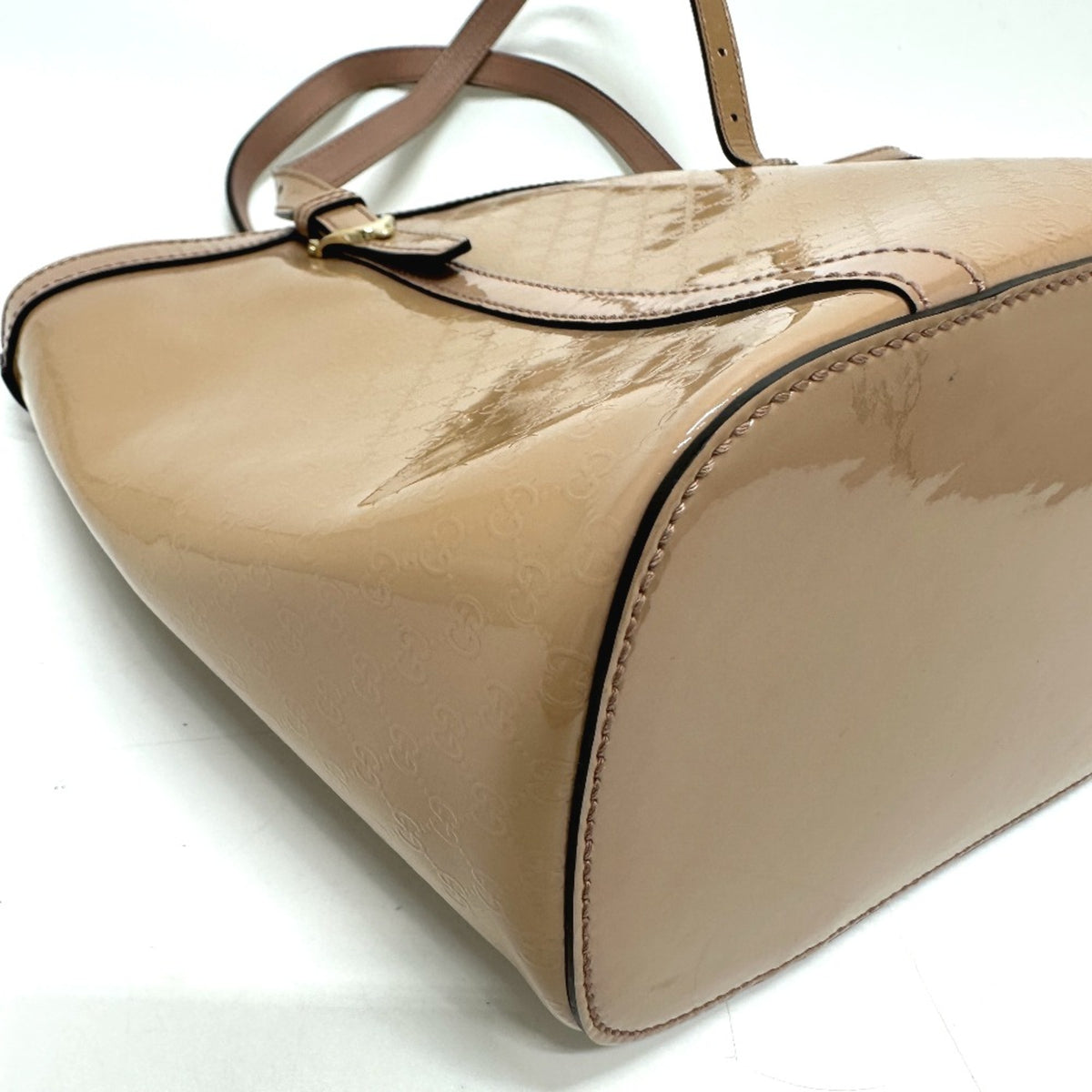 Gucci Beige Patent Leather Tote Bag (Pre-Owned)