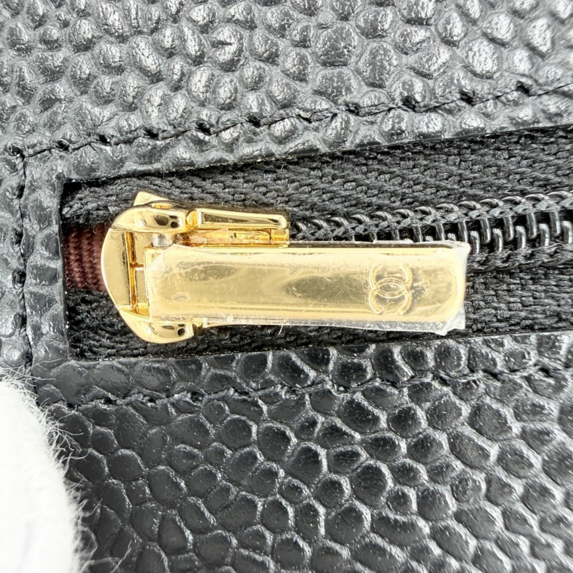 Chanel Matelasse Black Grained Calfskin Chain/Shoulder Wallet (Pre-Owned)