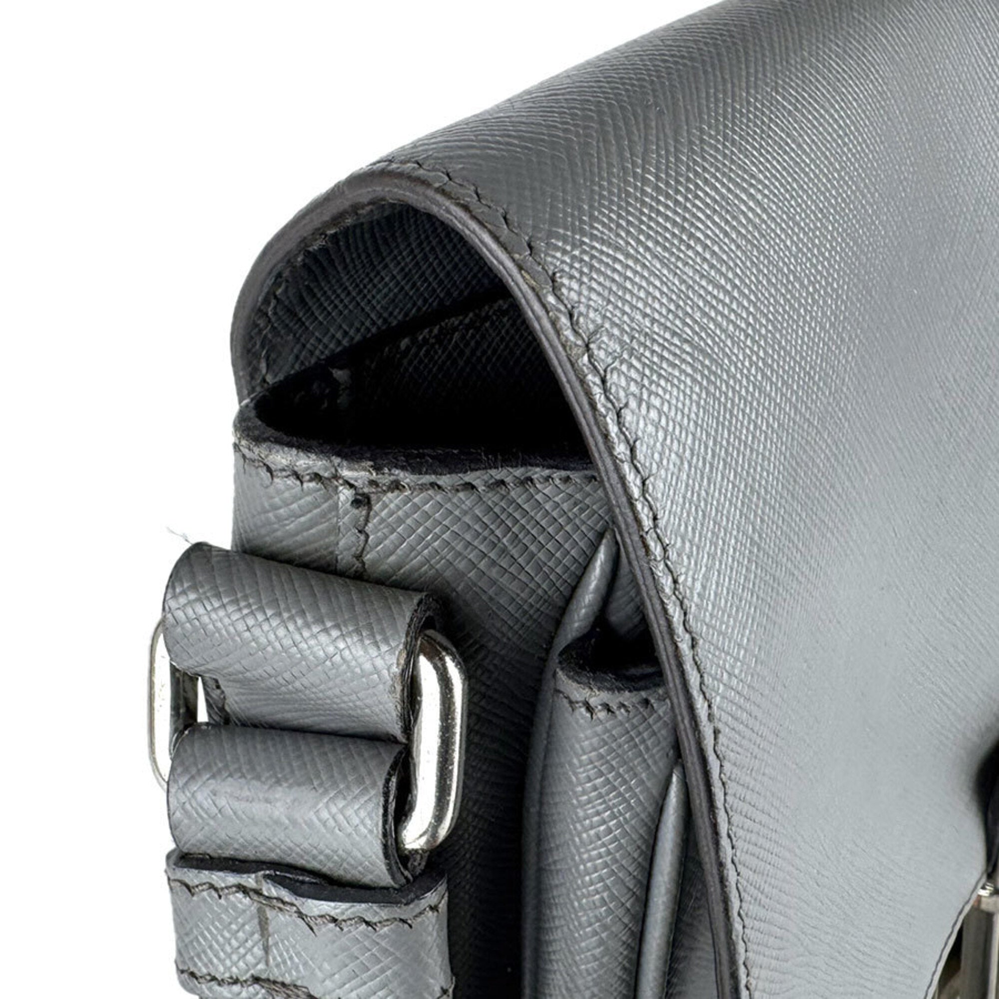 Prada Gray Leather Shoulder Bag (Pre-Owned)