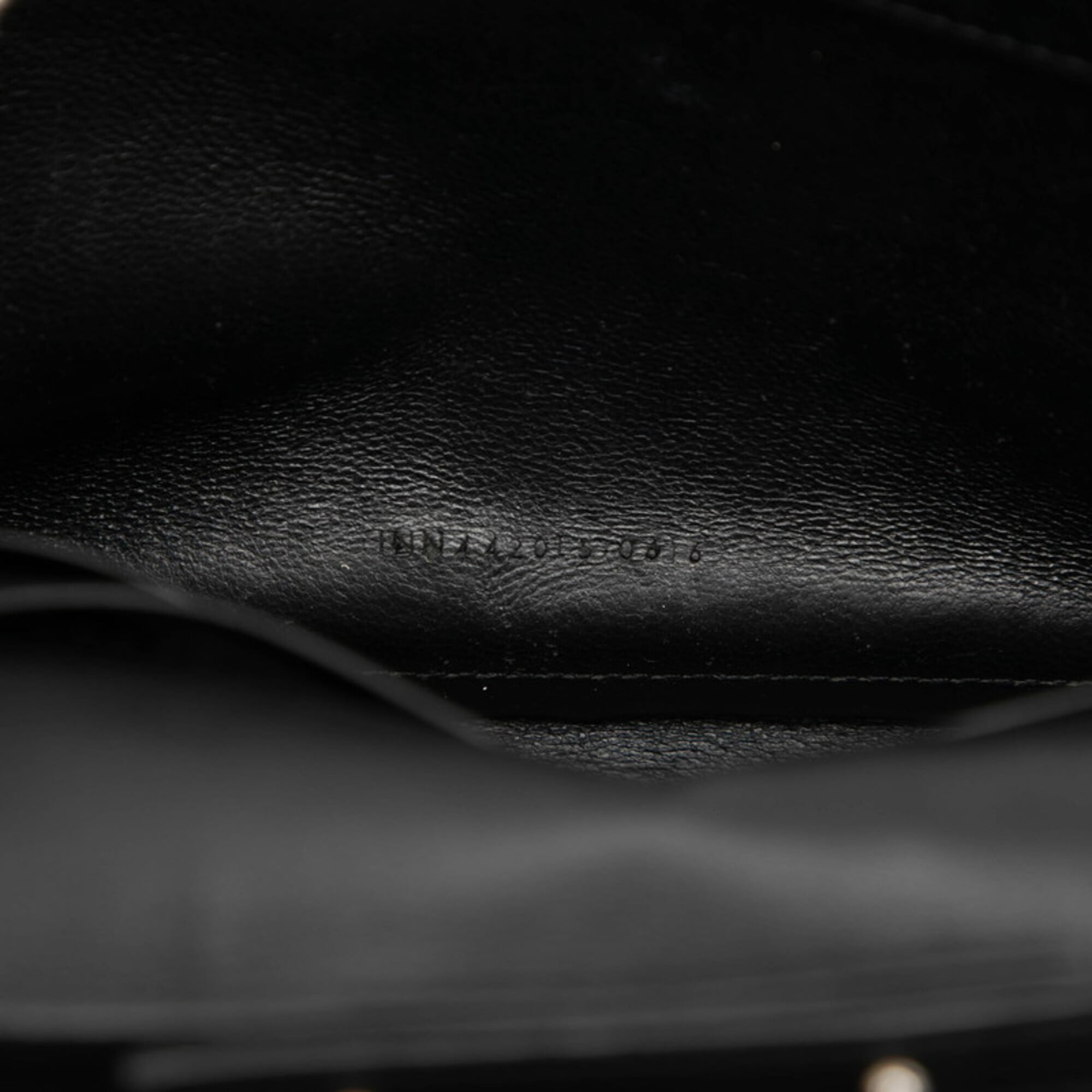 Saint Laurent Black Leather Shoulder Bag (Pre-Owned)