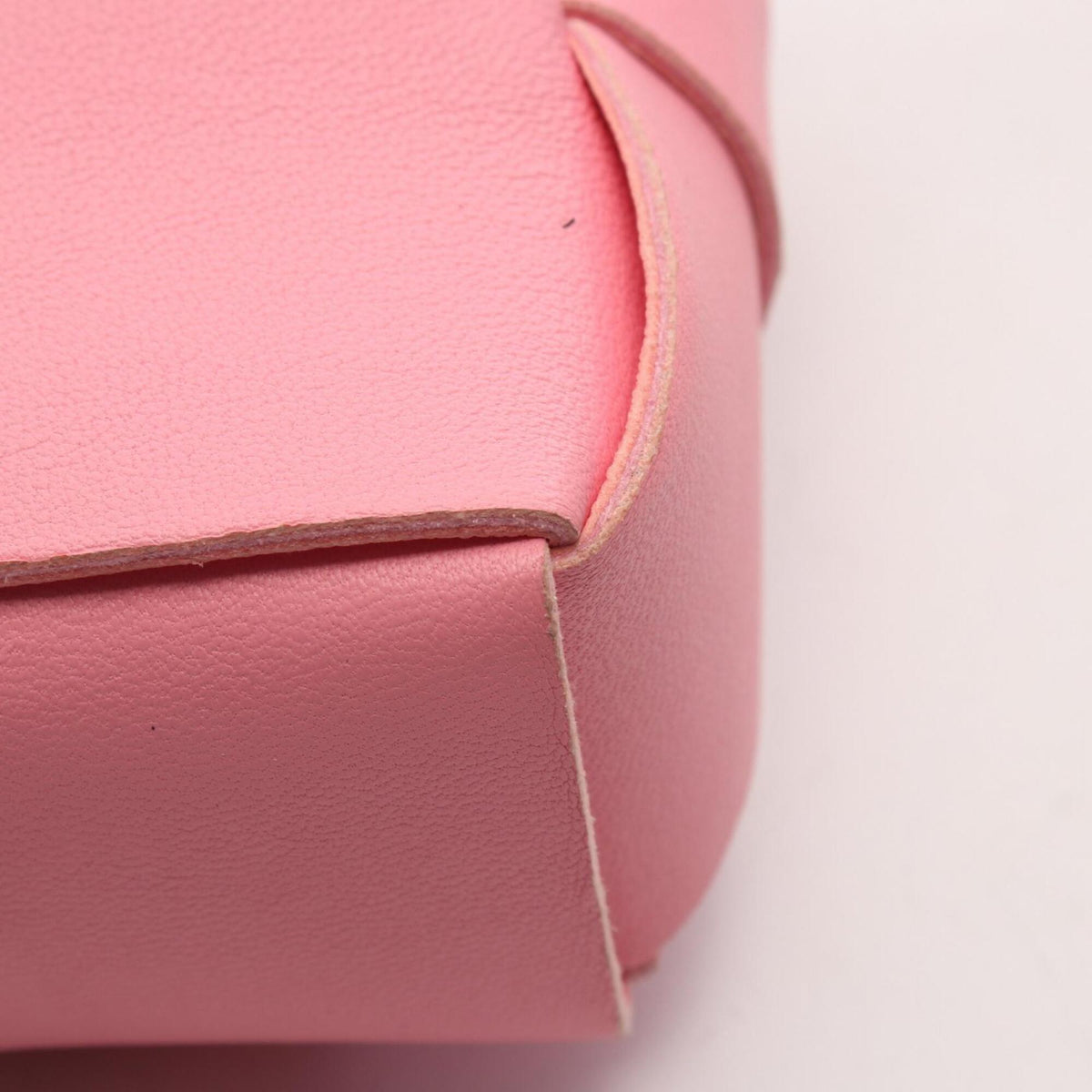 Bottega Veneta Pink Leather Handbag Shoulder Bag (Pre-Owned)