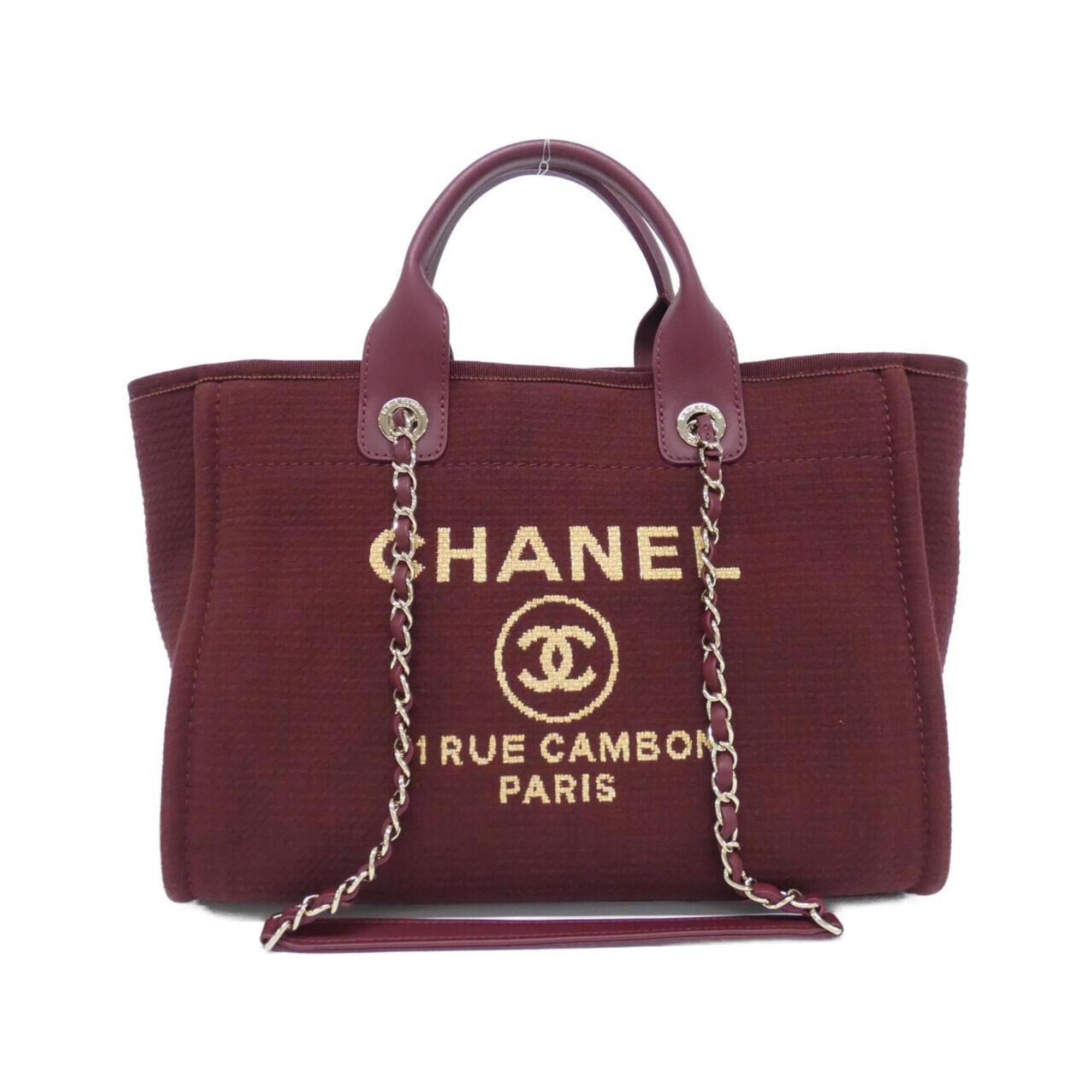 Chanel Bordeaux Handbag (Pre-Owned)
