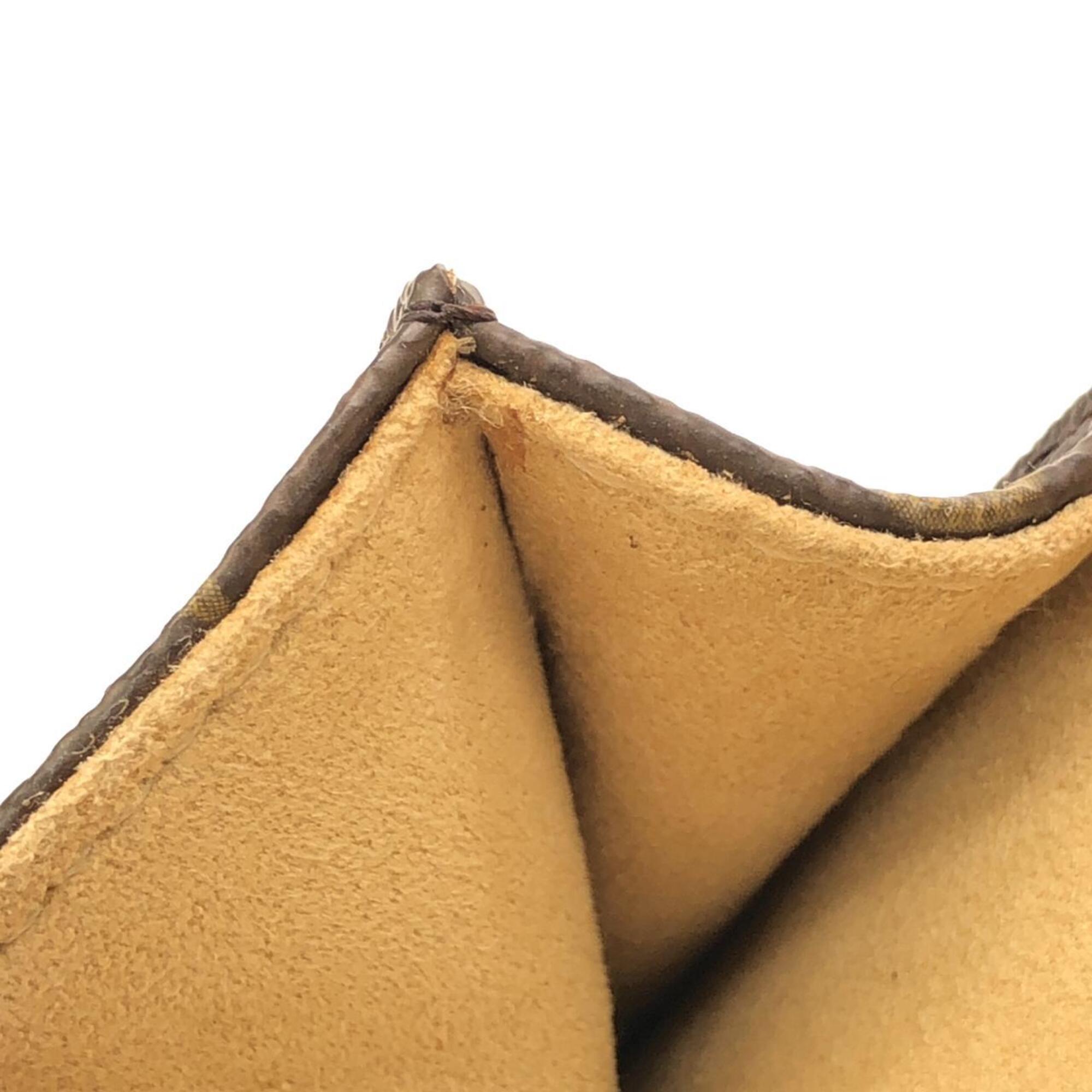 Louis Vuitton Marron Coated Canvas Shoulder Bag (Pre-Owned)
