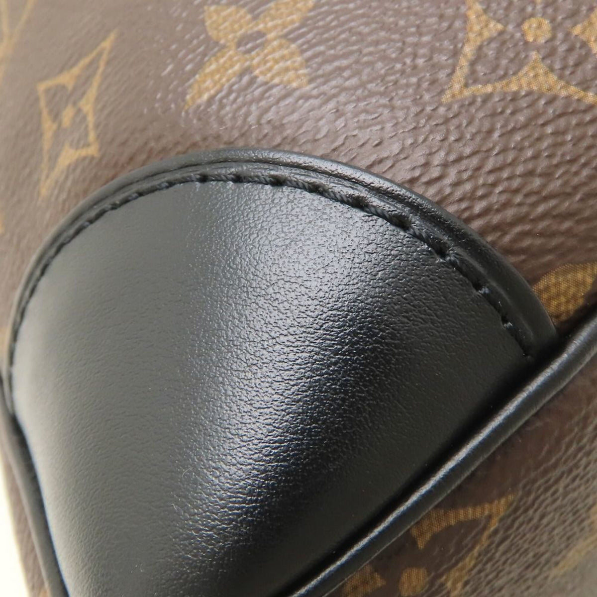 Louis Vuitton Brown Noir Monogram Canvas Shoulder Bag (Pre-Owned)