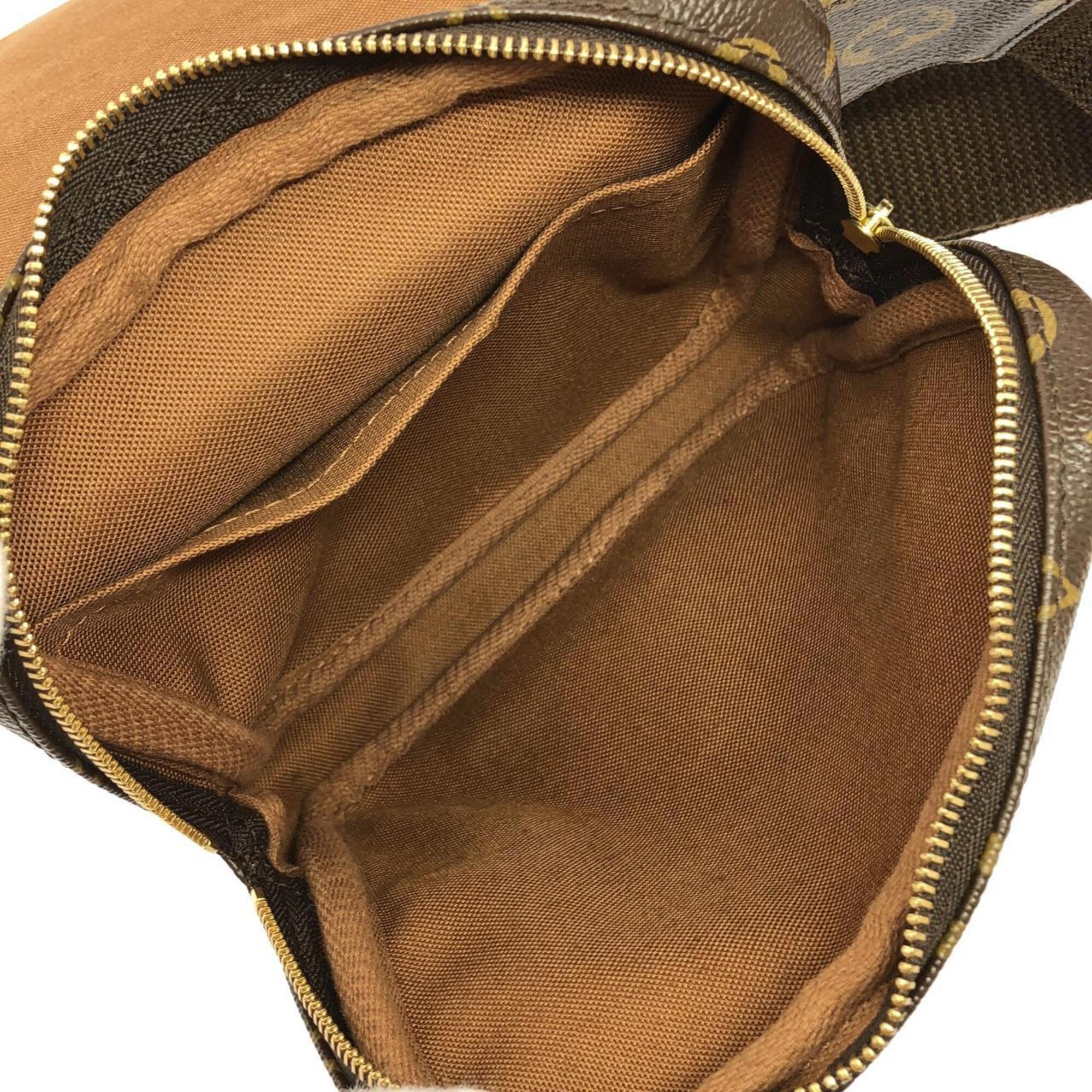 Louis Vuitton Marron Coated Canvas Shoulder Bag (Pre-Owned)