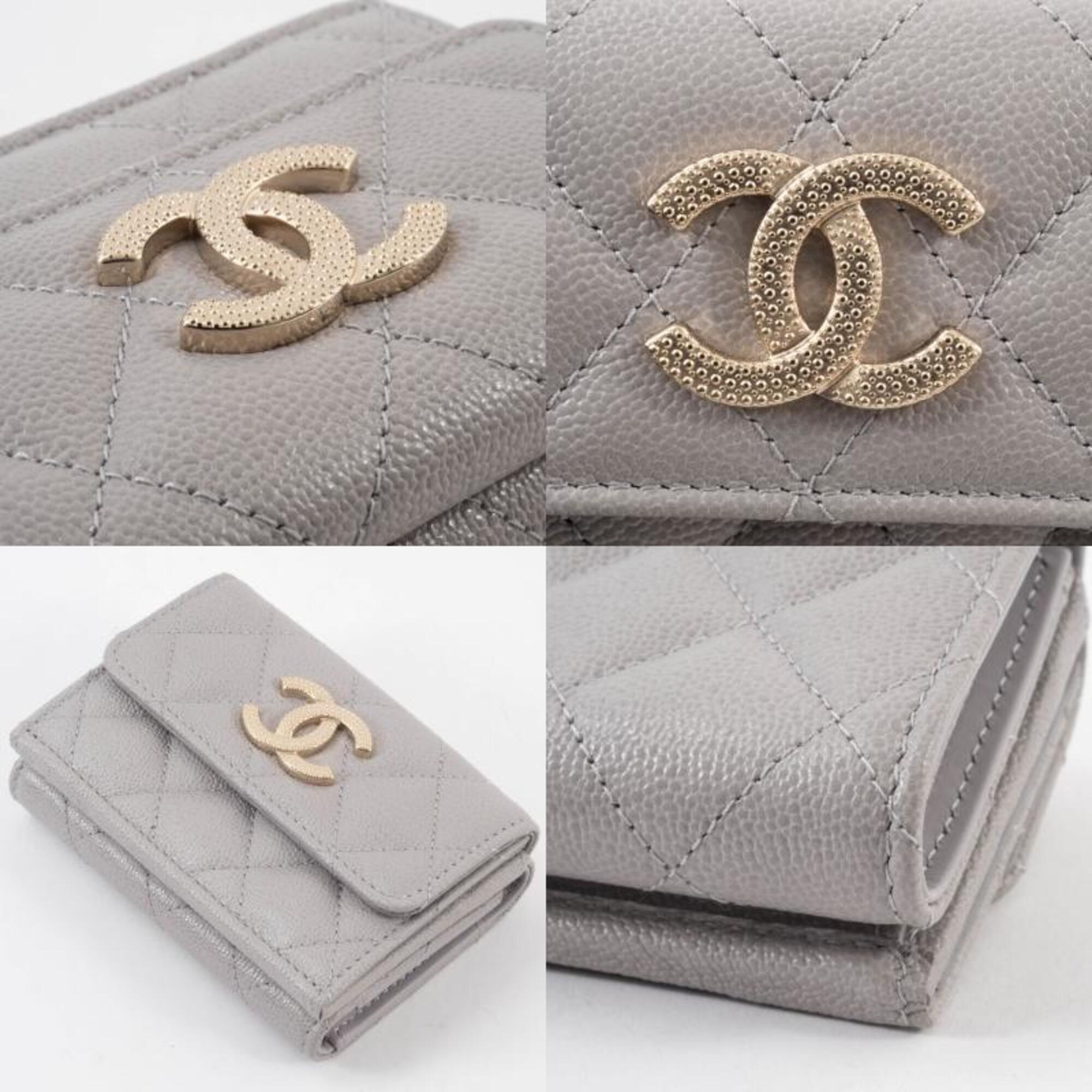 Chanel Grayish Leather Wallet (Tri-Fold) (Pre-Owned)