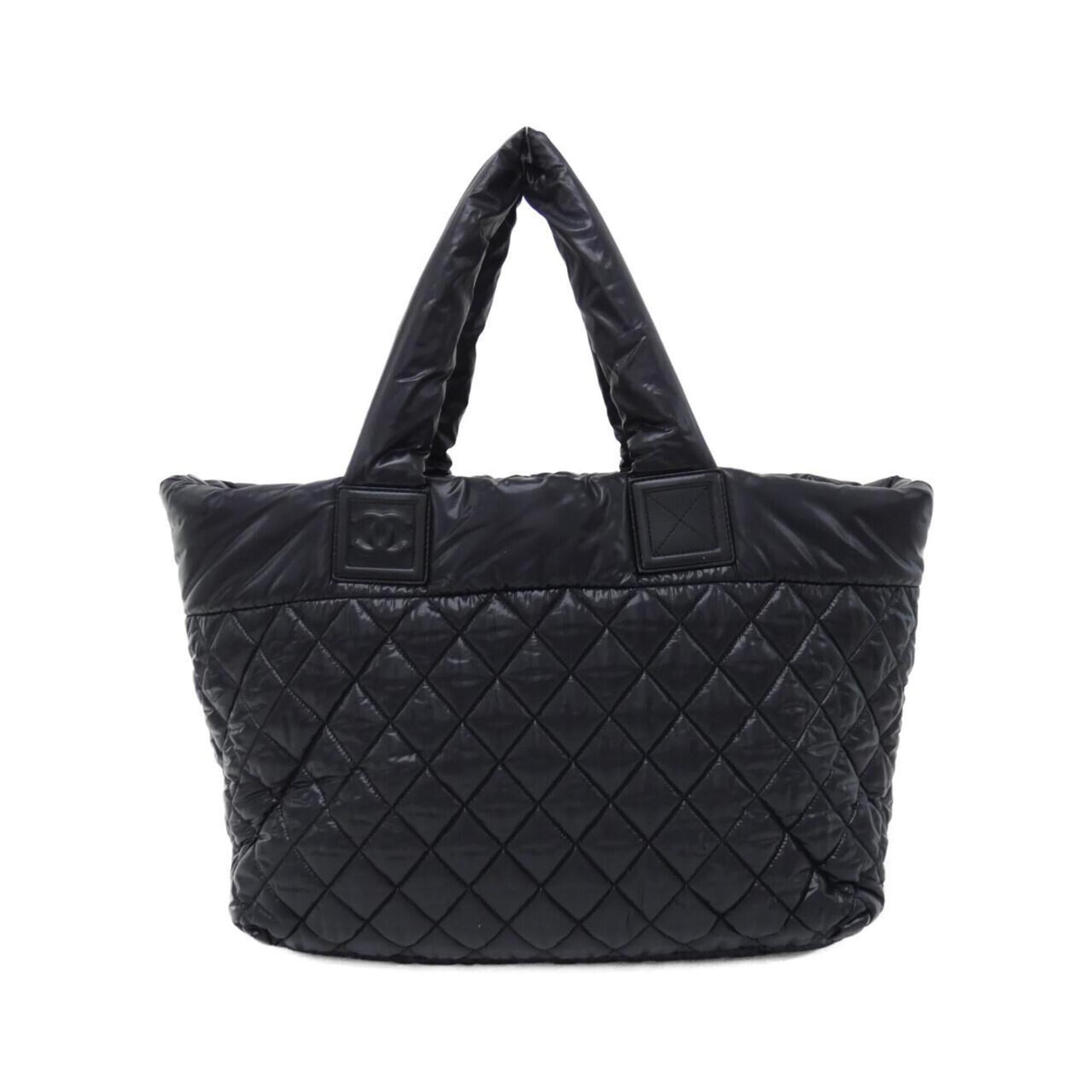 Chanel Black Nylon Handbag (Pre-Owned)