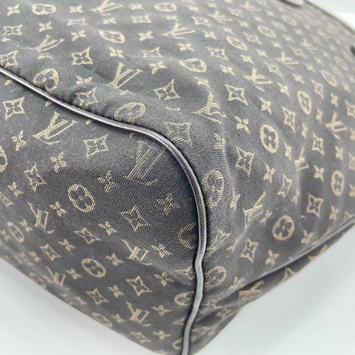 Louis Vuitton Brown Tote Bag (Pre-Owned)
