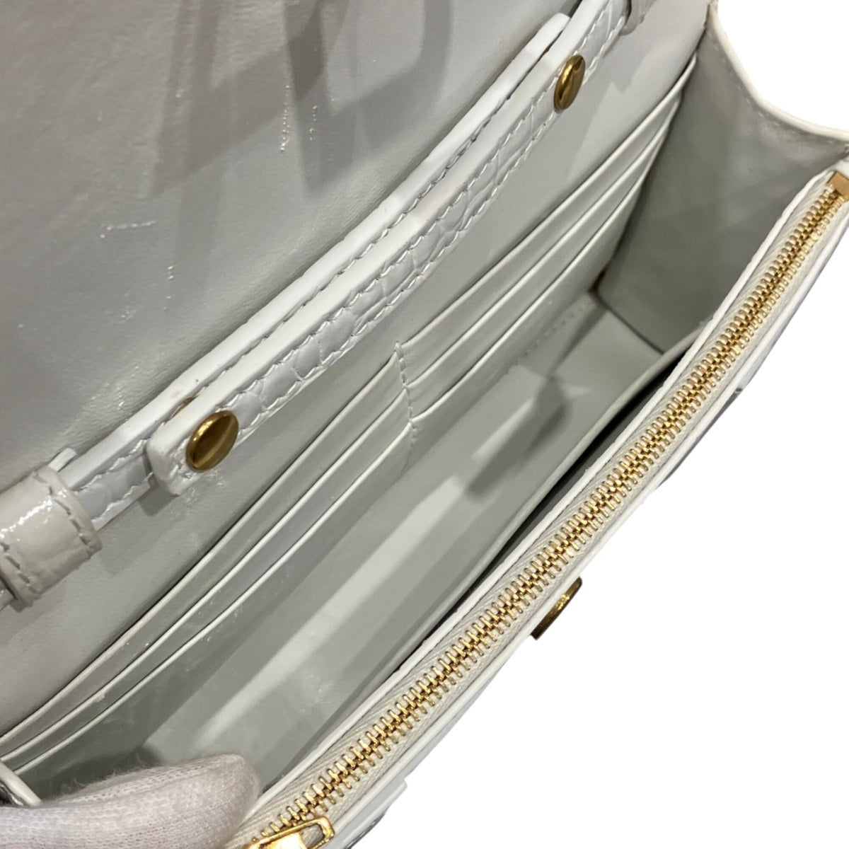 Balenciaga White Leather Shoulder Bag (Pre-Owned)