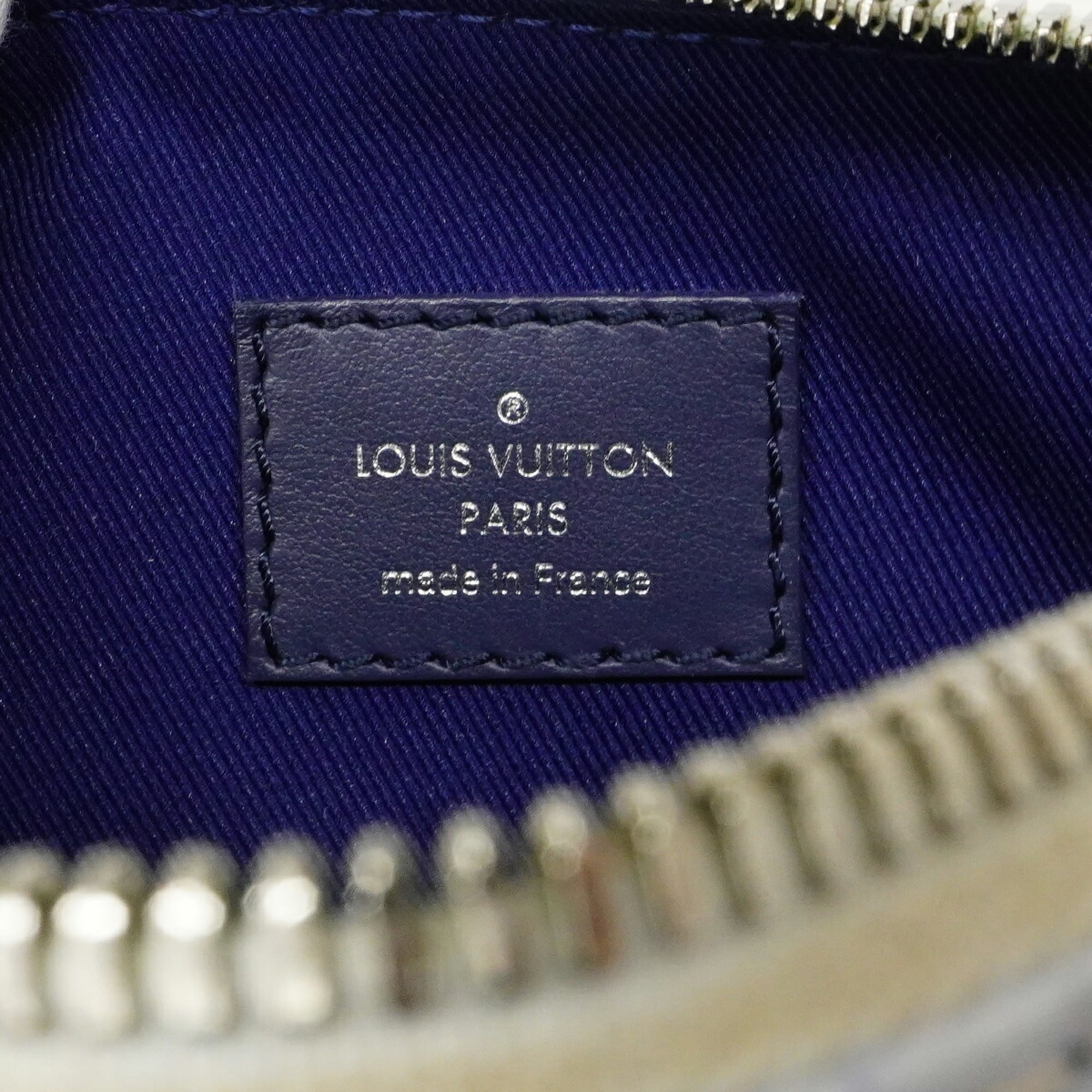Louis Vuitton Blue Handbag (Pre-Owned)