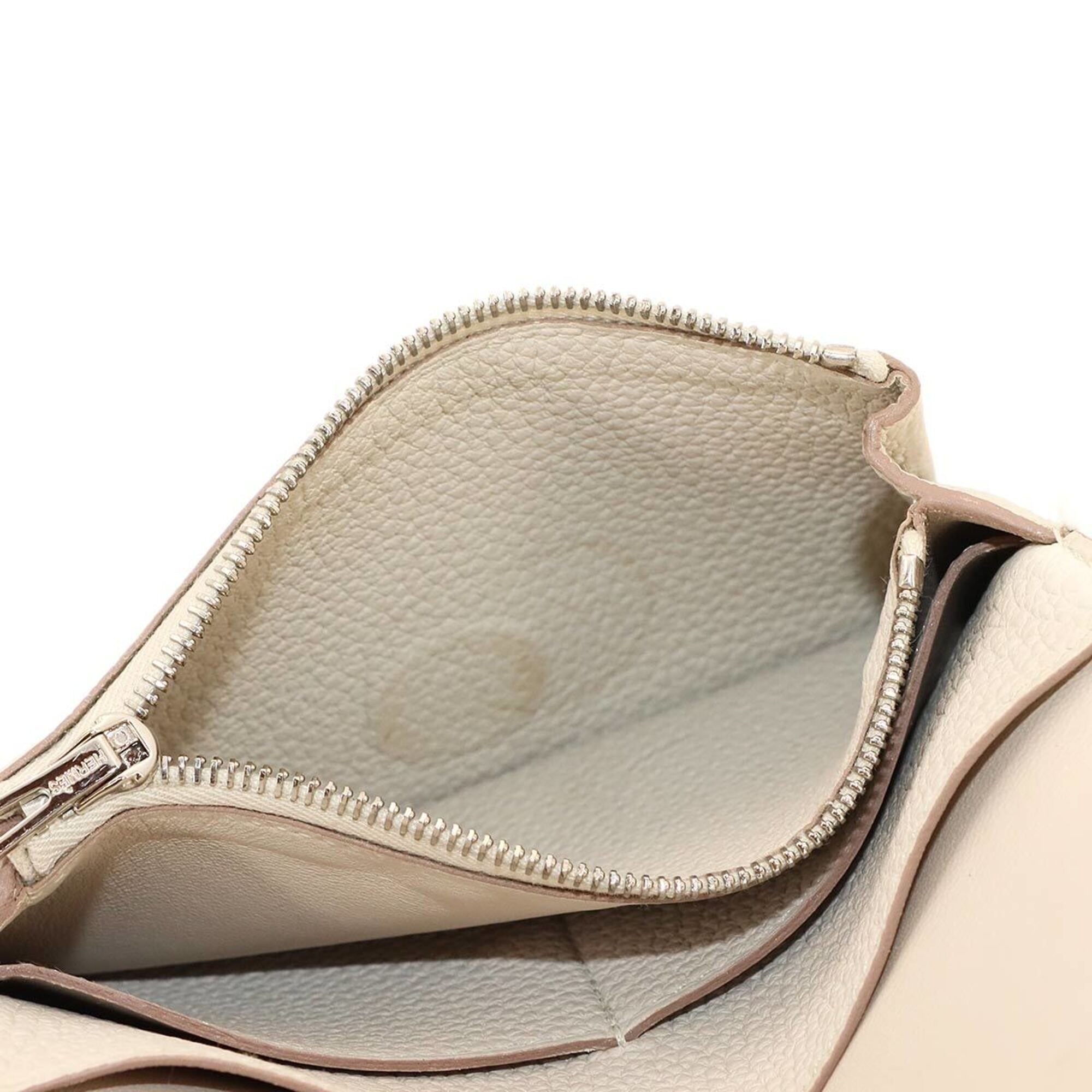 Hermes White Togo Leather Wallet (Bi-Fold) (Pre-Owned)