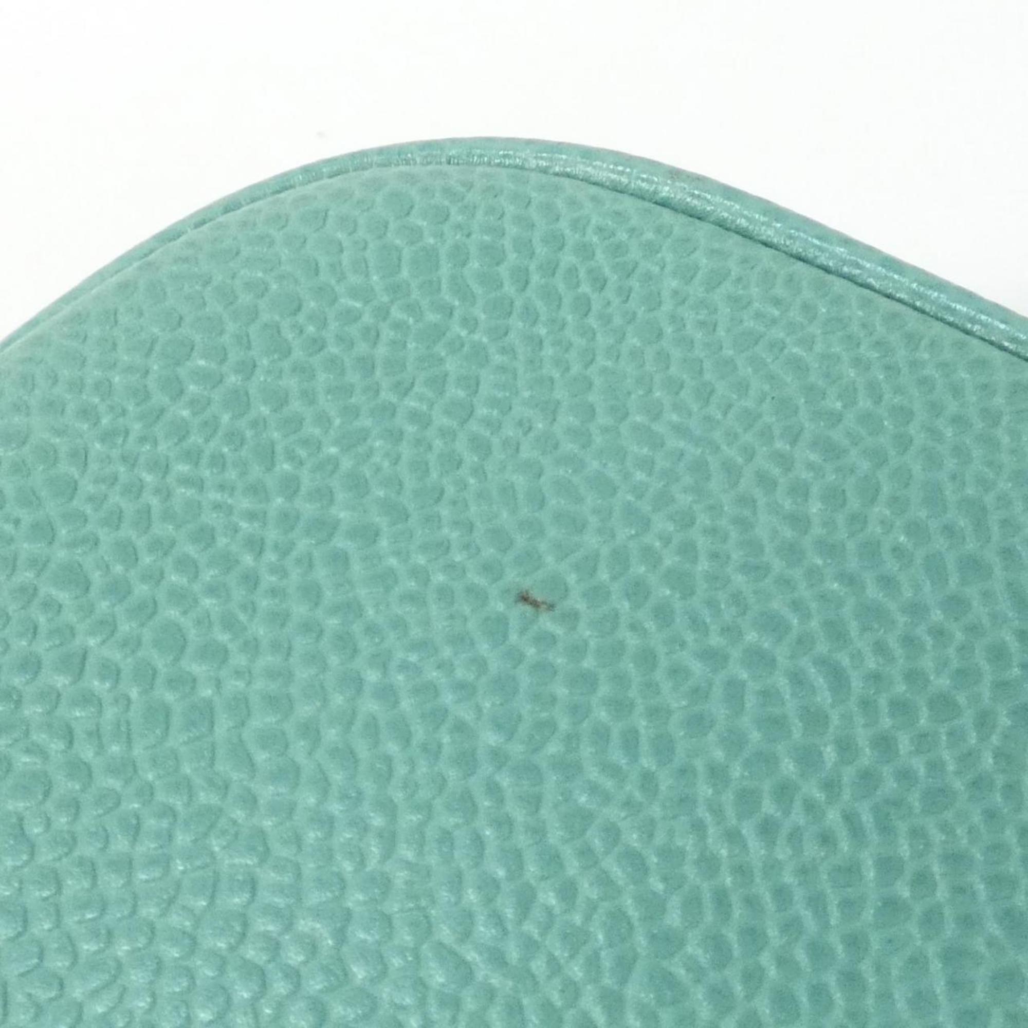 Chanel Green Grained Calfskin Handbag (Pre-Owned)