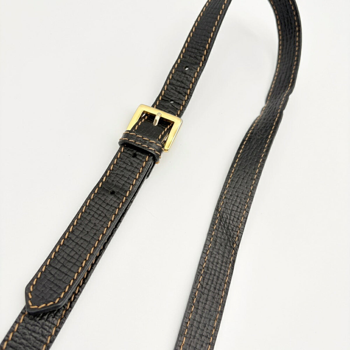 Loewe Black Leather Shoulder Bag (Pre-Owned)