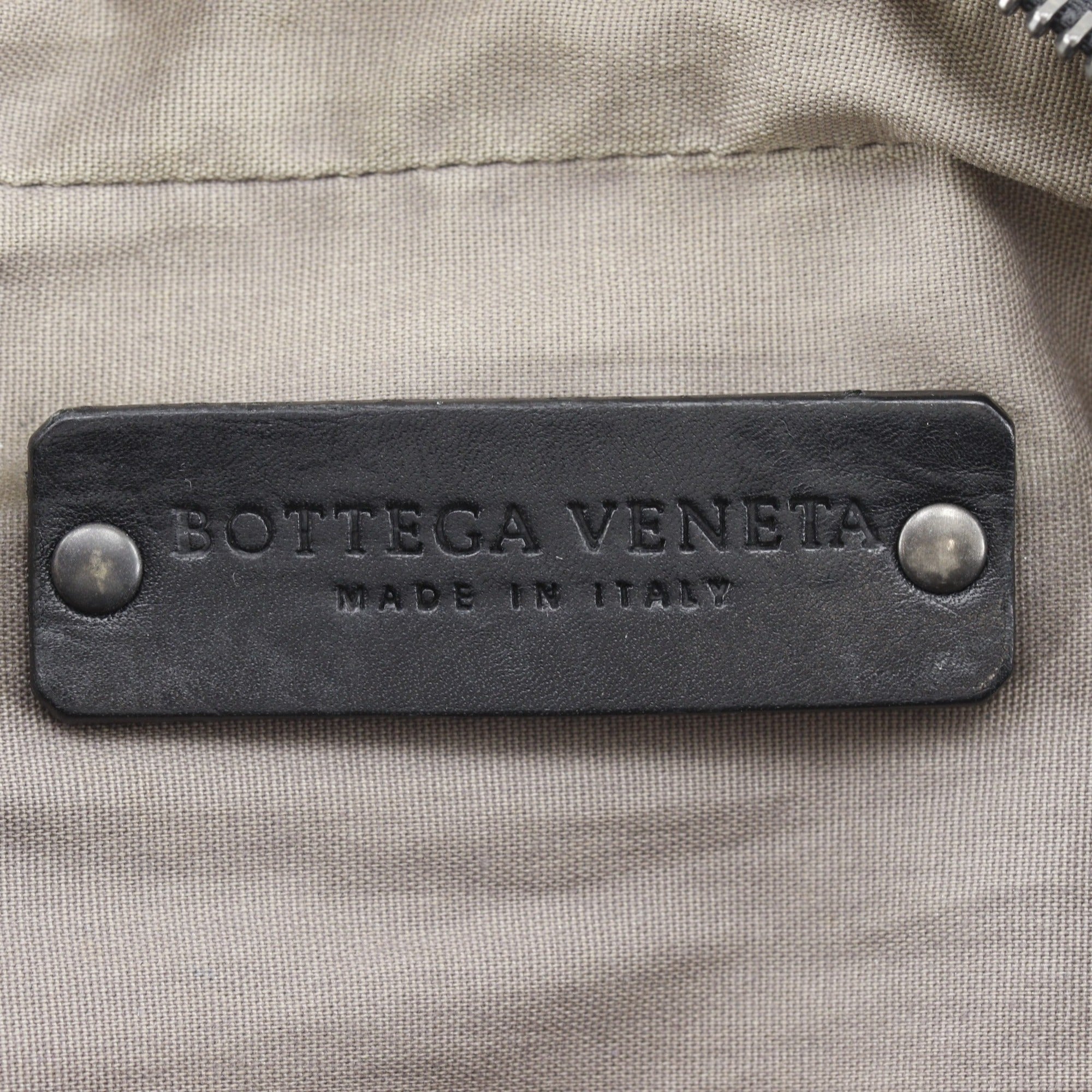 Bottega Veneta Intrecciato Black Leather Fanny Pack (Pre-Owned)