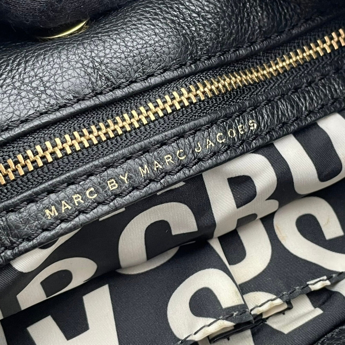 Marc By Marc Jacobs Black Leather Shoulder Bag (Pre-Owned)