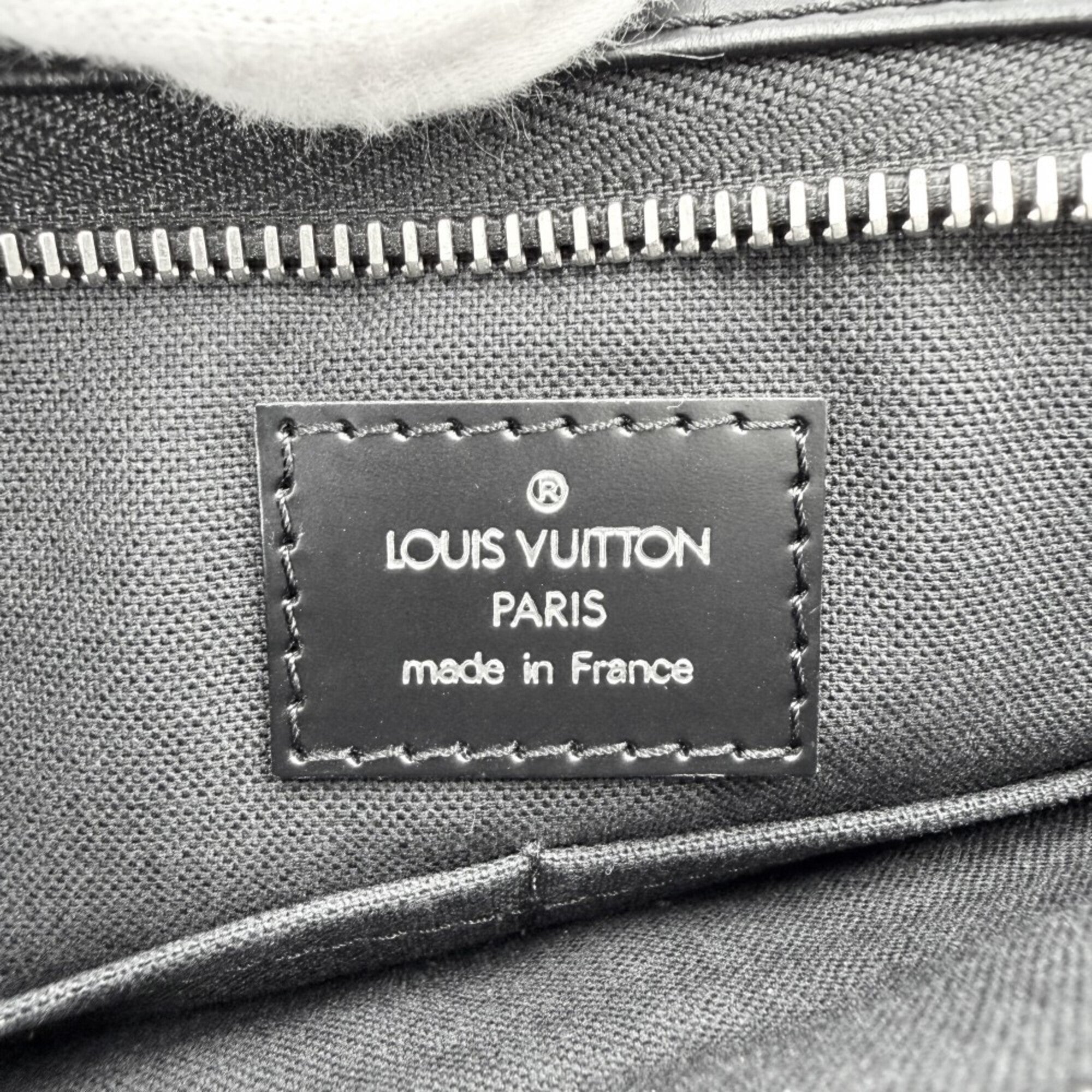 Louis Vuitton Black Damier Graphite Damier Graphite Shoulder Bag (Pre-Owned)