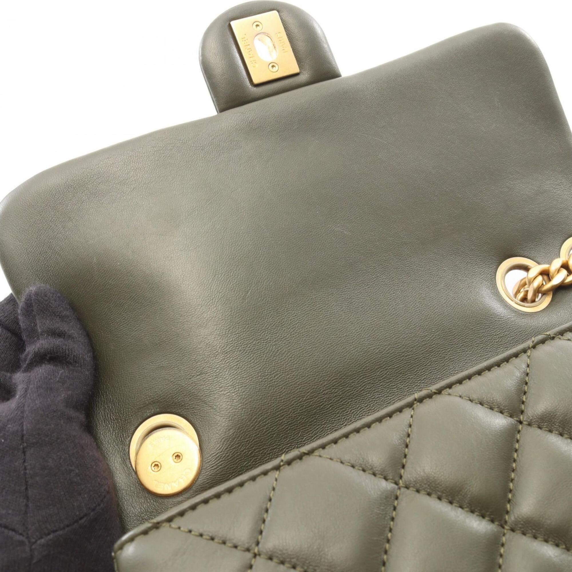 Chanel Khaki Leather Handbag Shoulder Bag (Pre-Owned)