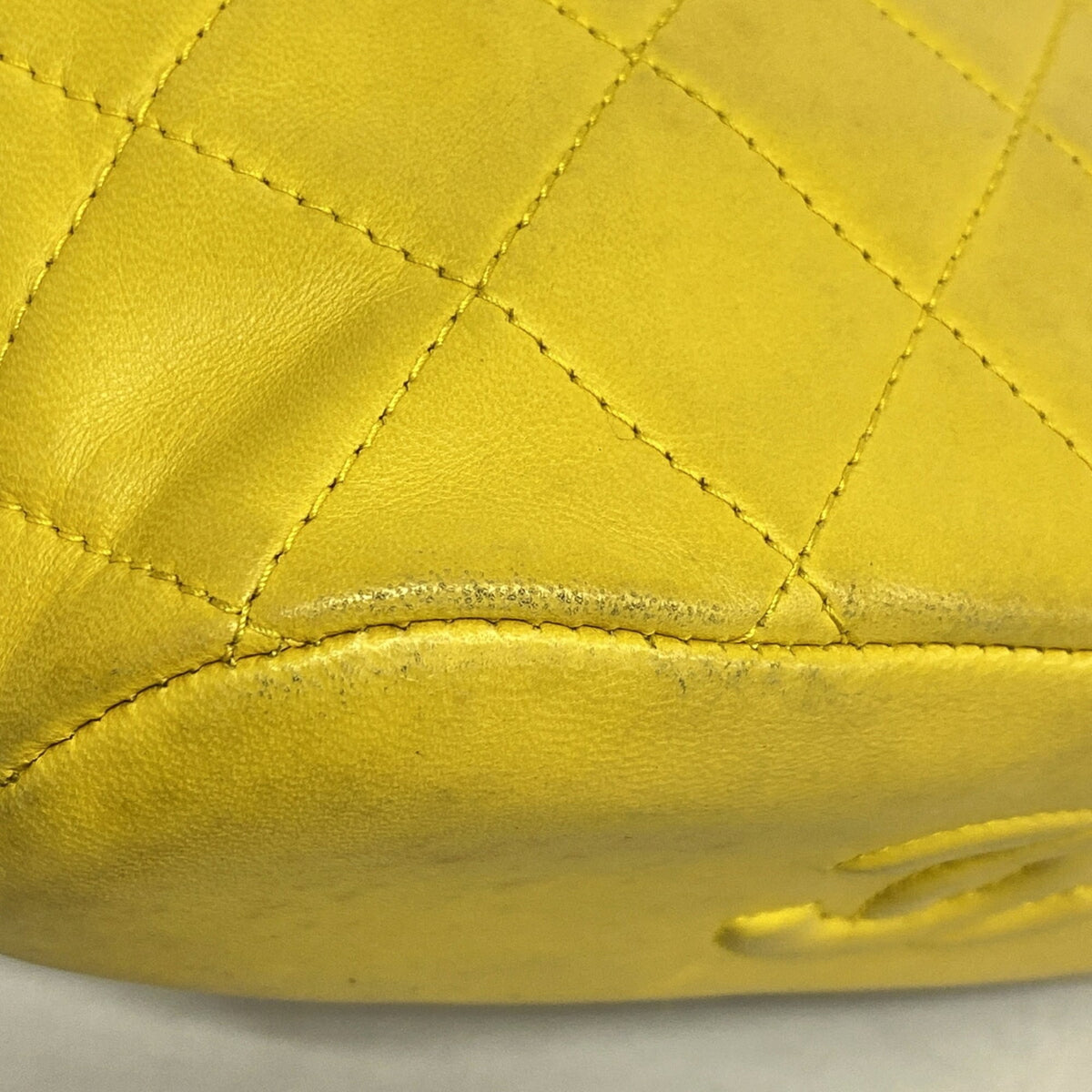 Chanel Yellow Leather Handbag (Pre-Owned)