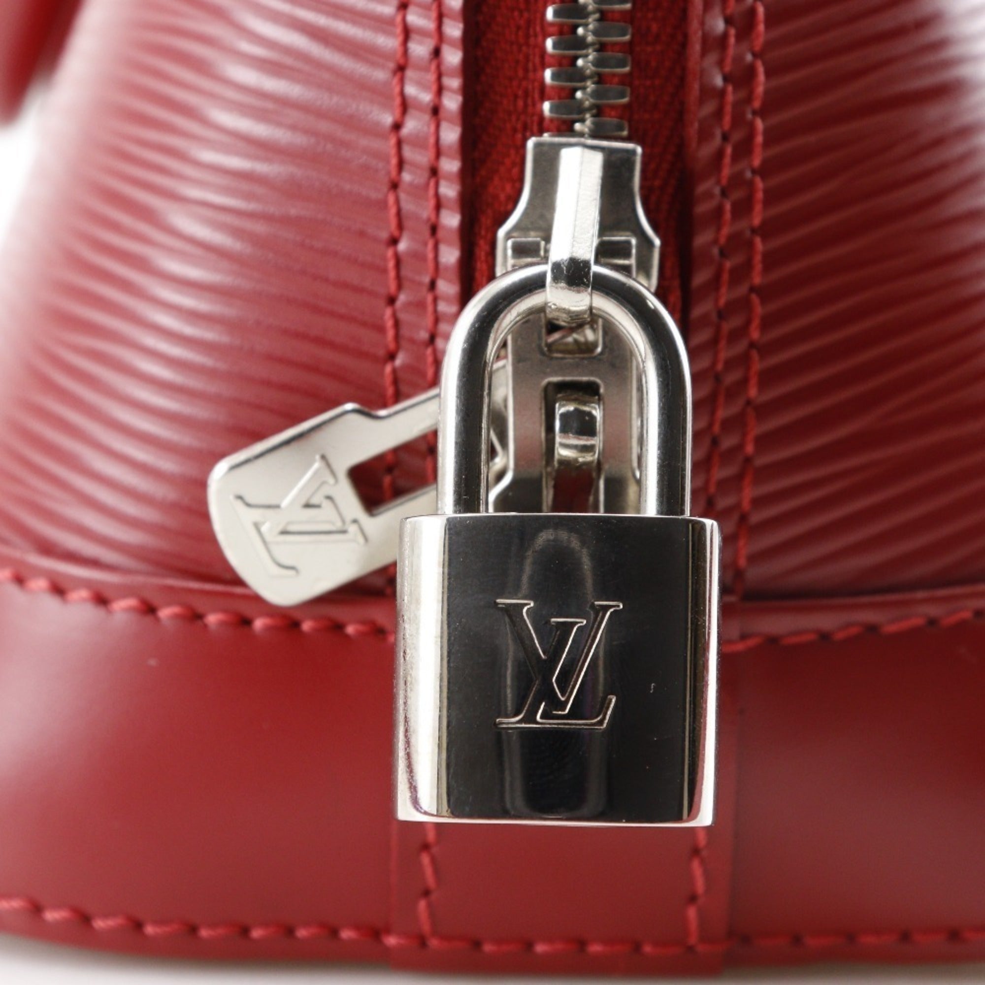 Louis Vuitton Red Color Epi Leather Handbag (Pre-Owned)