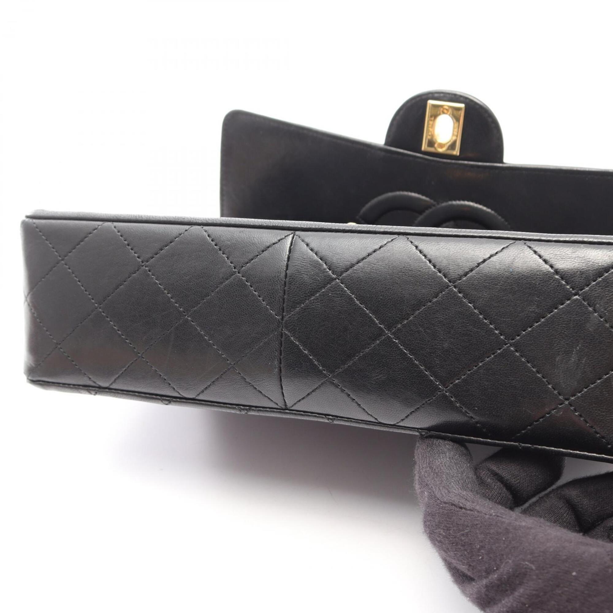 Chanel Black Leather Handbag Shoulder Bag (Pre-Owned)