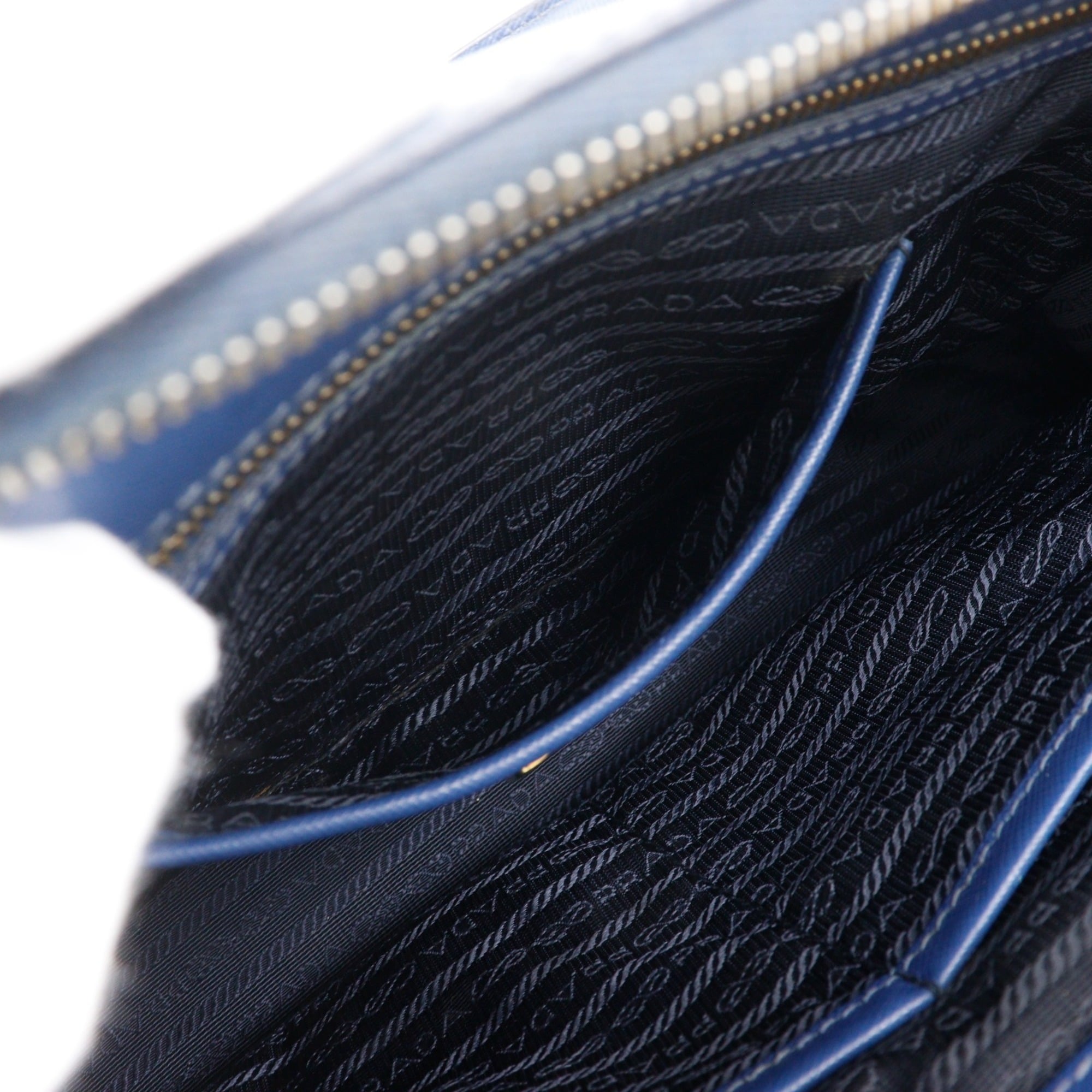 Prada Blue Saffiano Tote Bag (Pre-Owned)