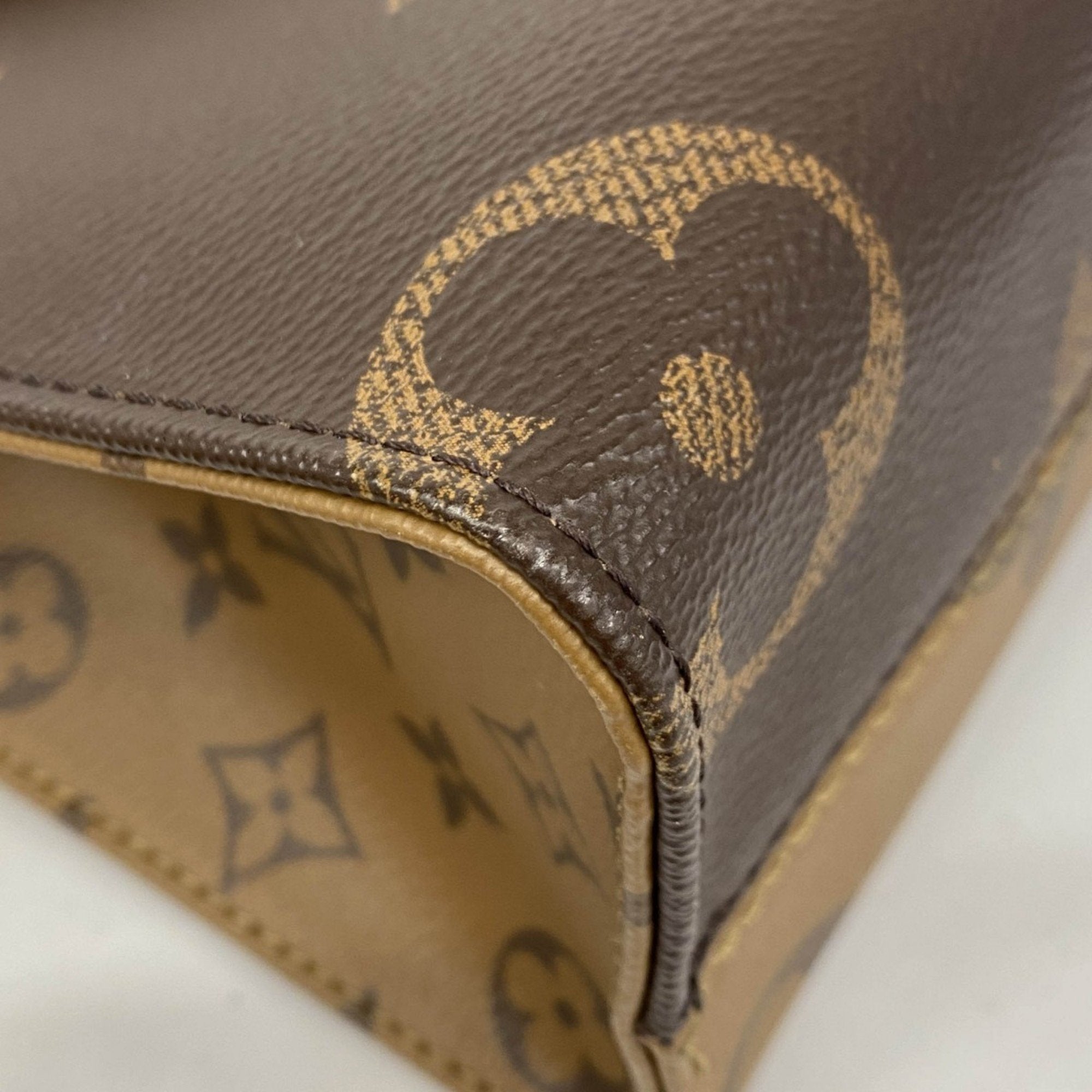 Louis Vuitton Brown Handbag (Pre-Owned)