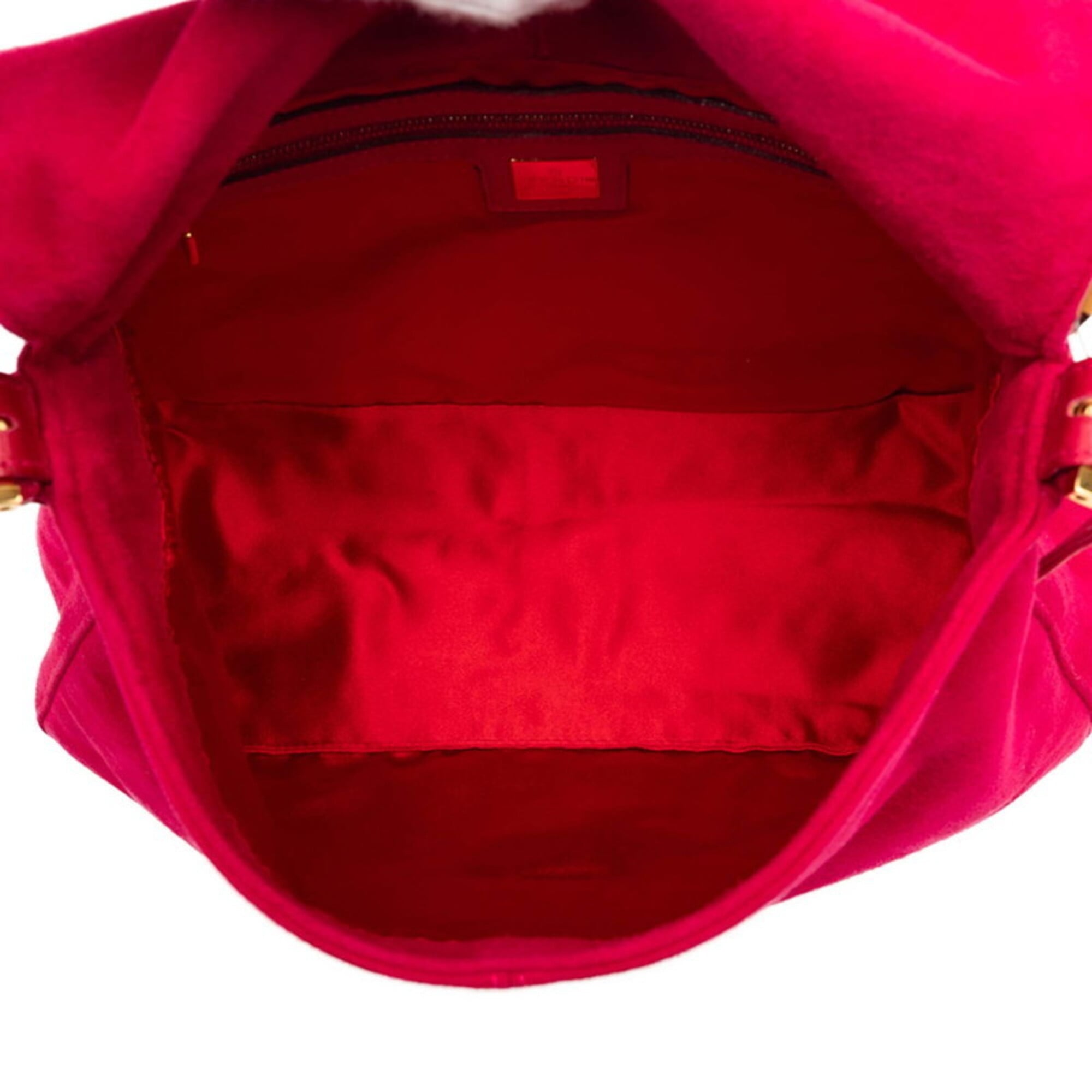 Fendi Pink Suede Leather Shoulder Bag (Pre-Owned)