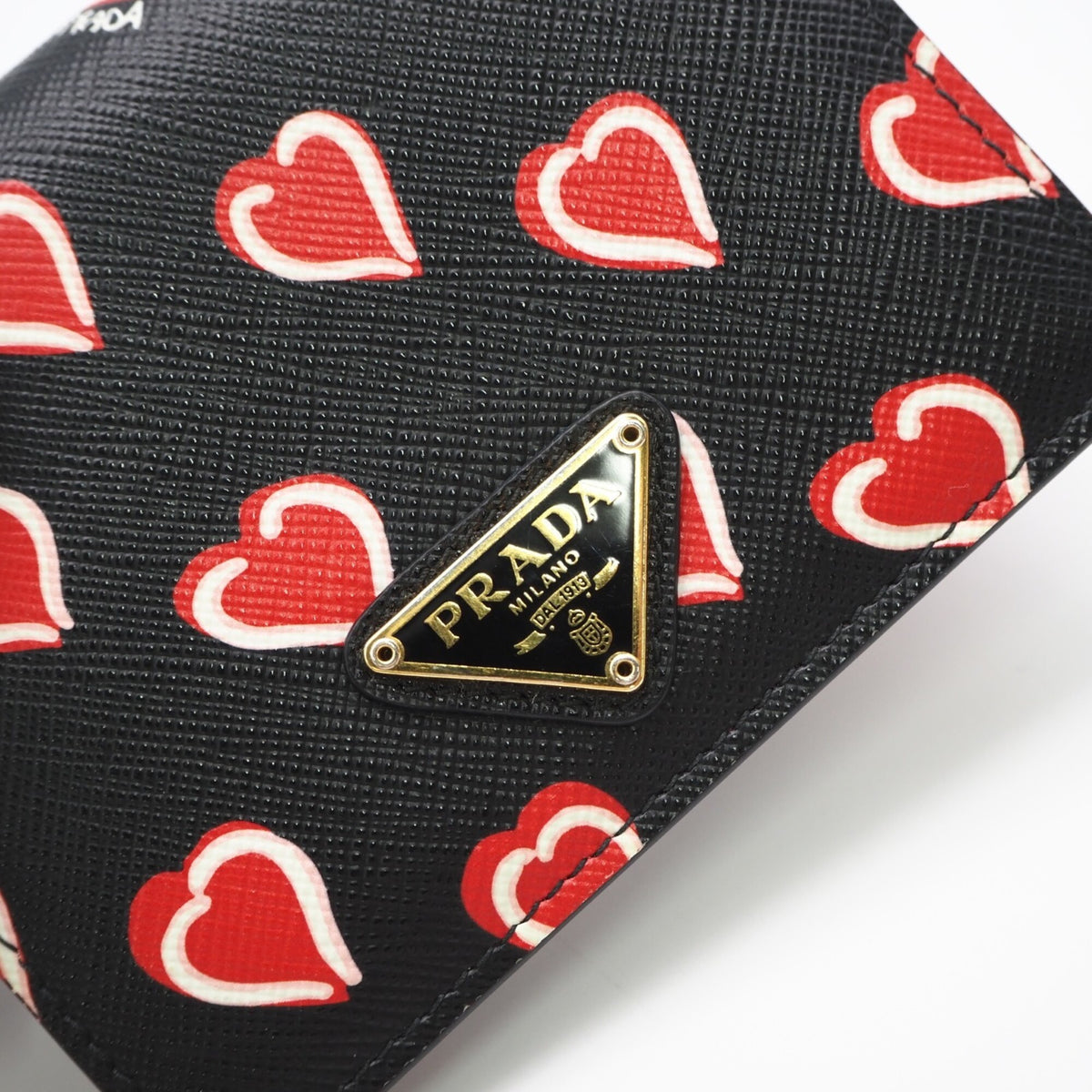 Prada Saffiano Black Red Color Saffiano Wallet (Bi-Fold) (Pre-Owned)