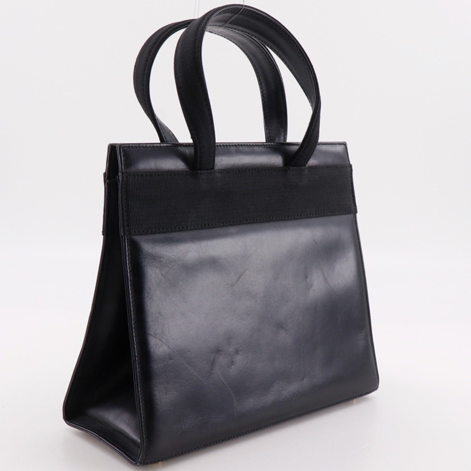 Salvatore Ferragamo Black Leather Handbag (Pre-Owned)