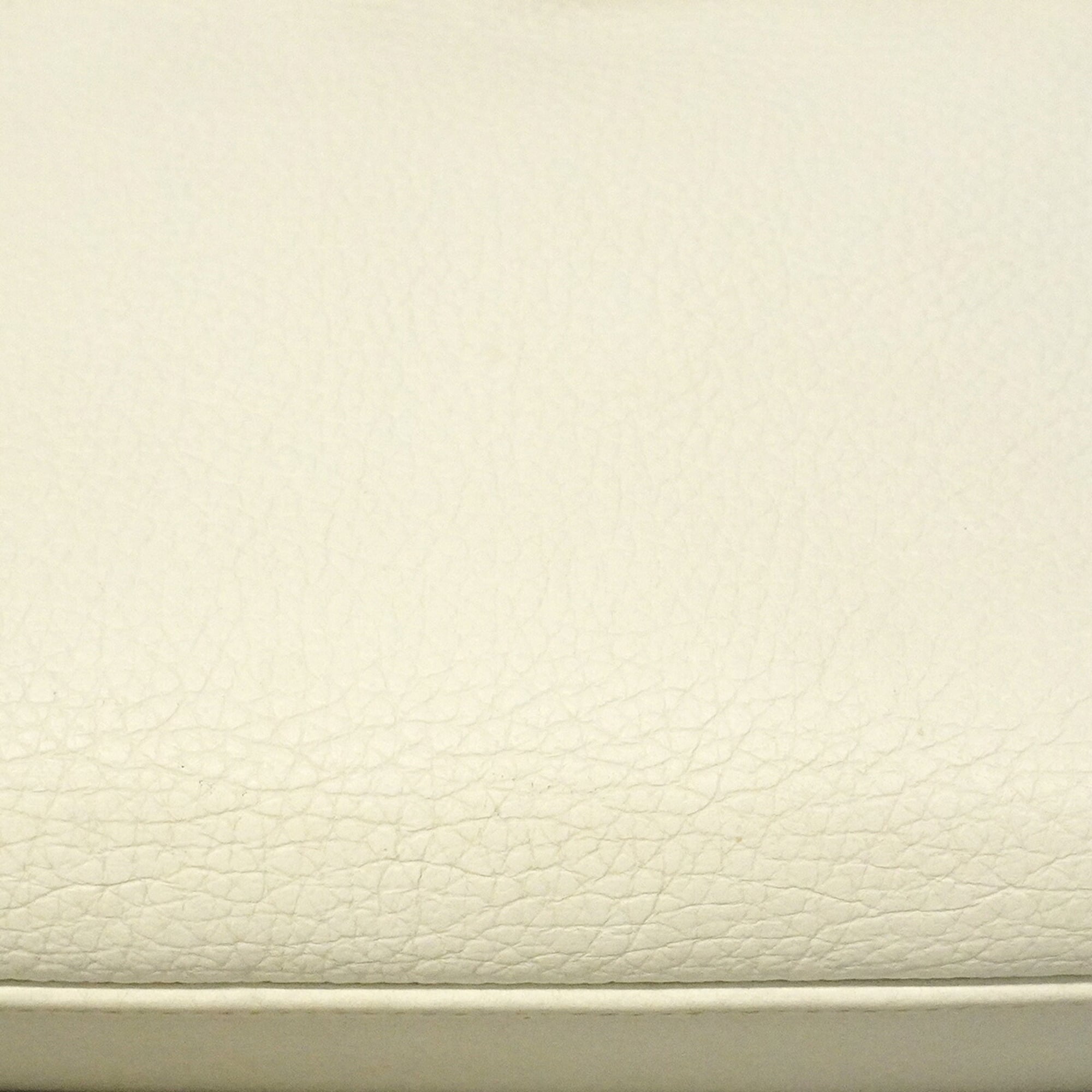 Hermes White Taurillon Clemence Leather Handbag (Pre-Owned)