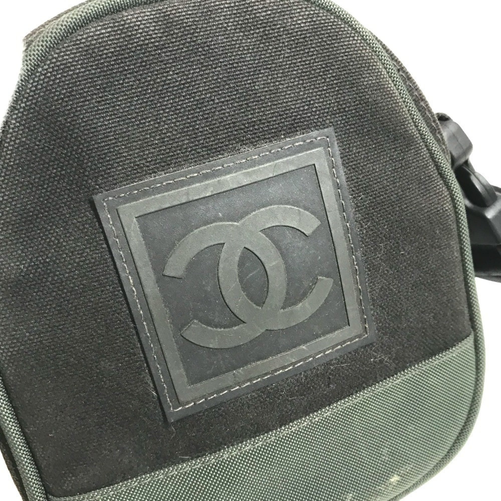 Chanel Black Khaki Canvas Pochette Shoulder Bag (Pre-Owned)