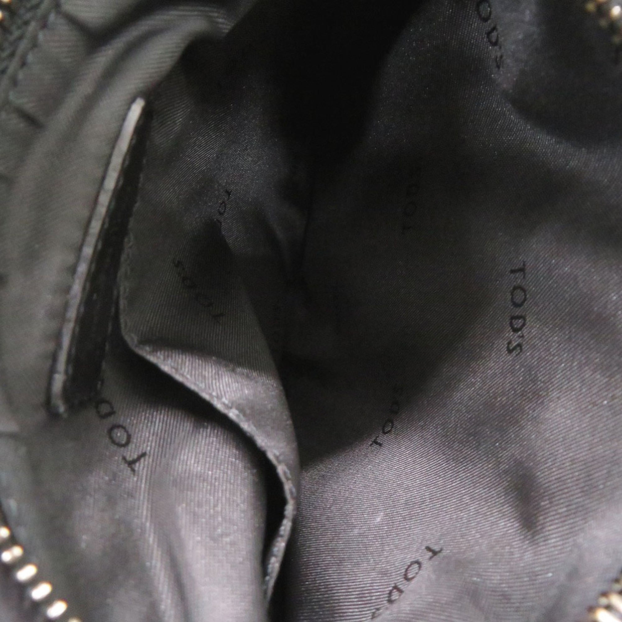 Tod's Black Nylon Leather Shoulder Bag (Pre-Owned)