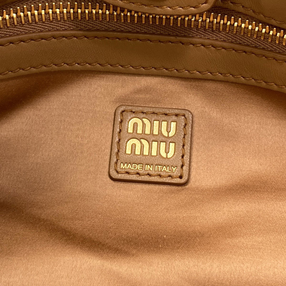 Miu Miu Brown Shoulder Bag (Pre-Owned)