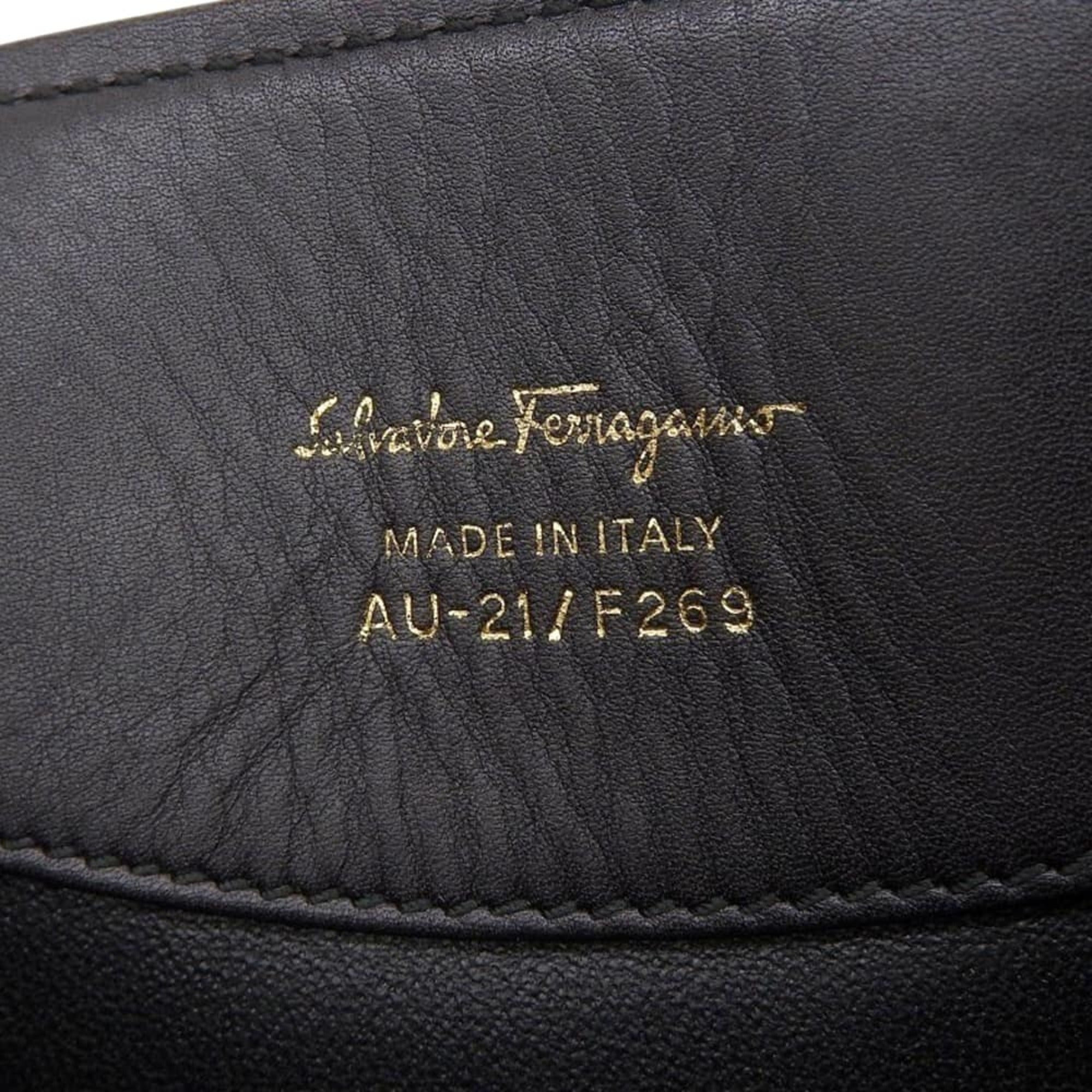 Salvatore Ferragamo Black Leather Handbag Pouch Shoulder Bag (Pre-Owned)