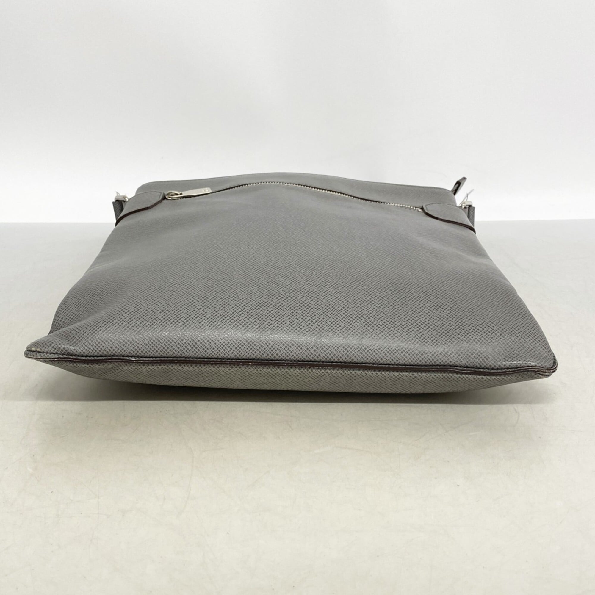 Louis Vuitton Glacier Shoulder Bag (Pre-Owned)