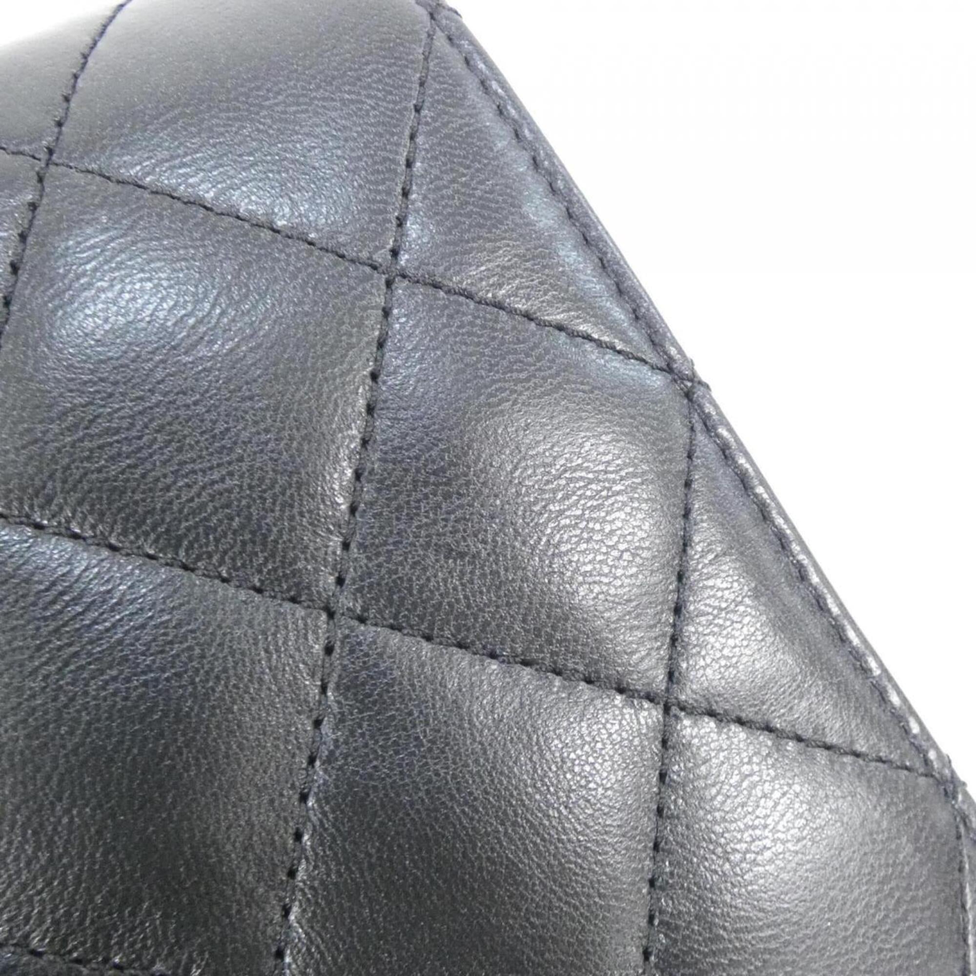 Chanel Black Leather Handbag (Pre-Owned)