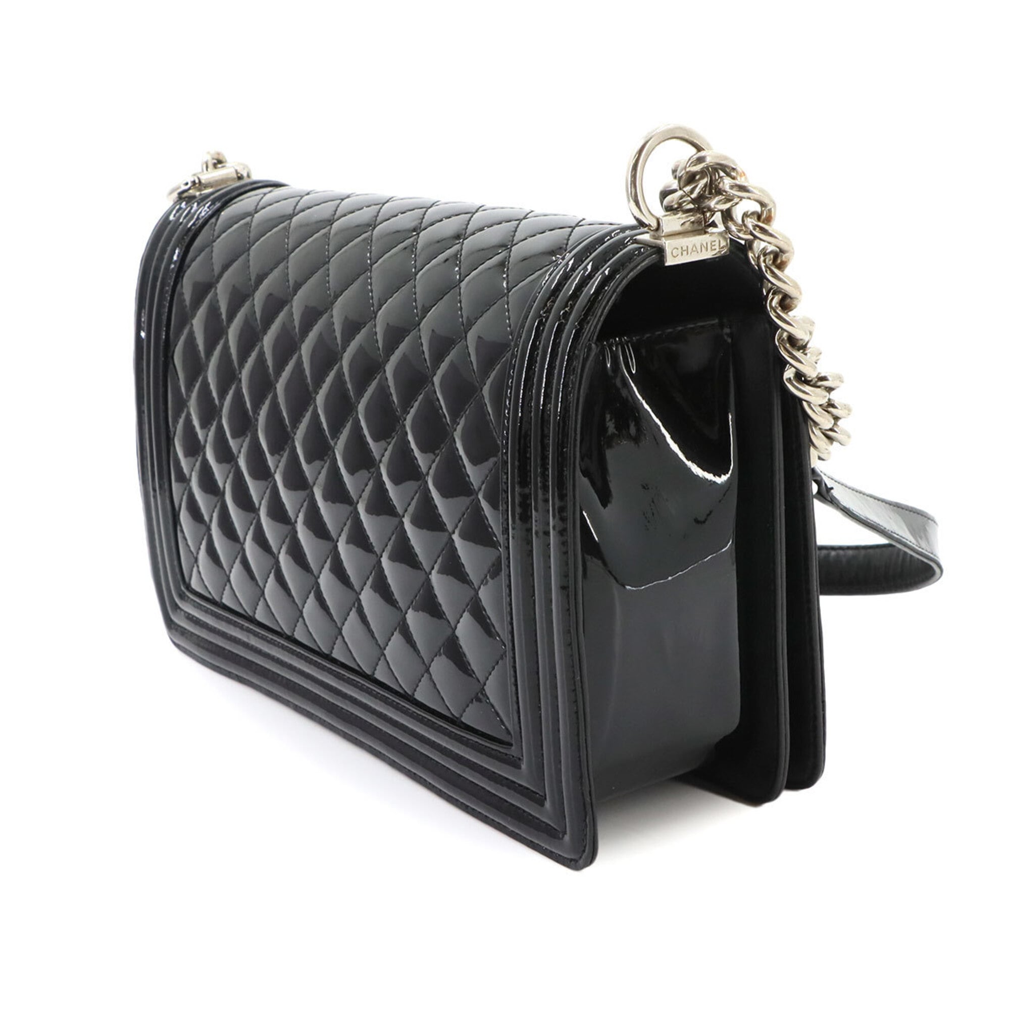 Chanel Black Patent Leather Handbag Shoulder Bag (Pre-Owned)