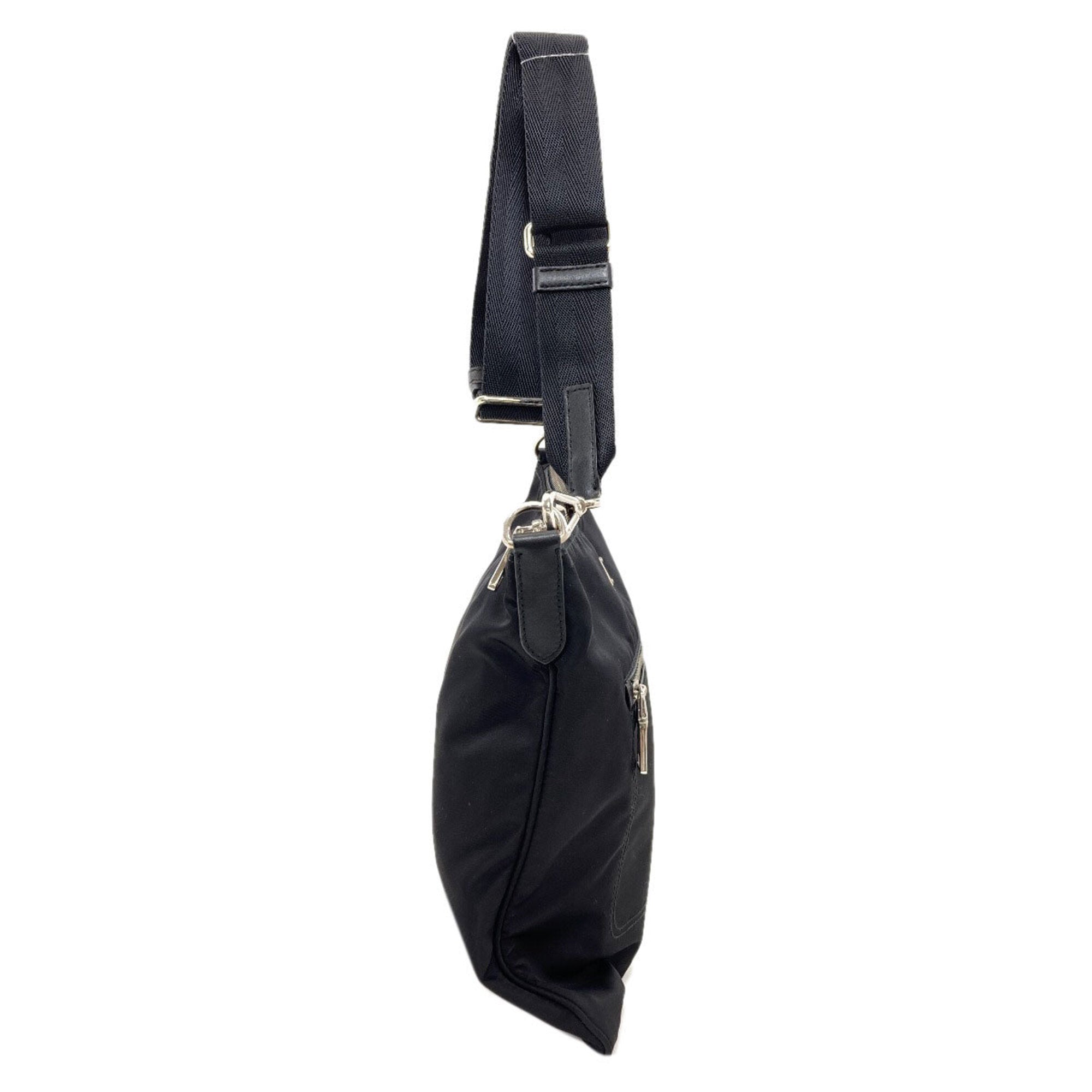 Prada Black Nylon Shoulder Bag (Pre-Owned)
