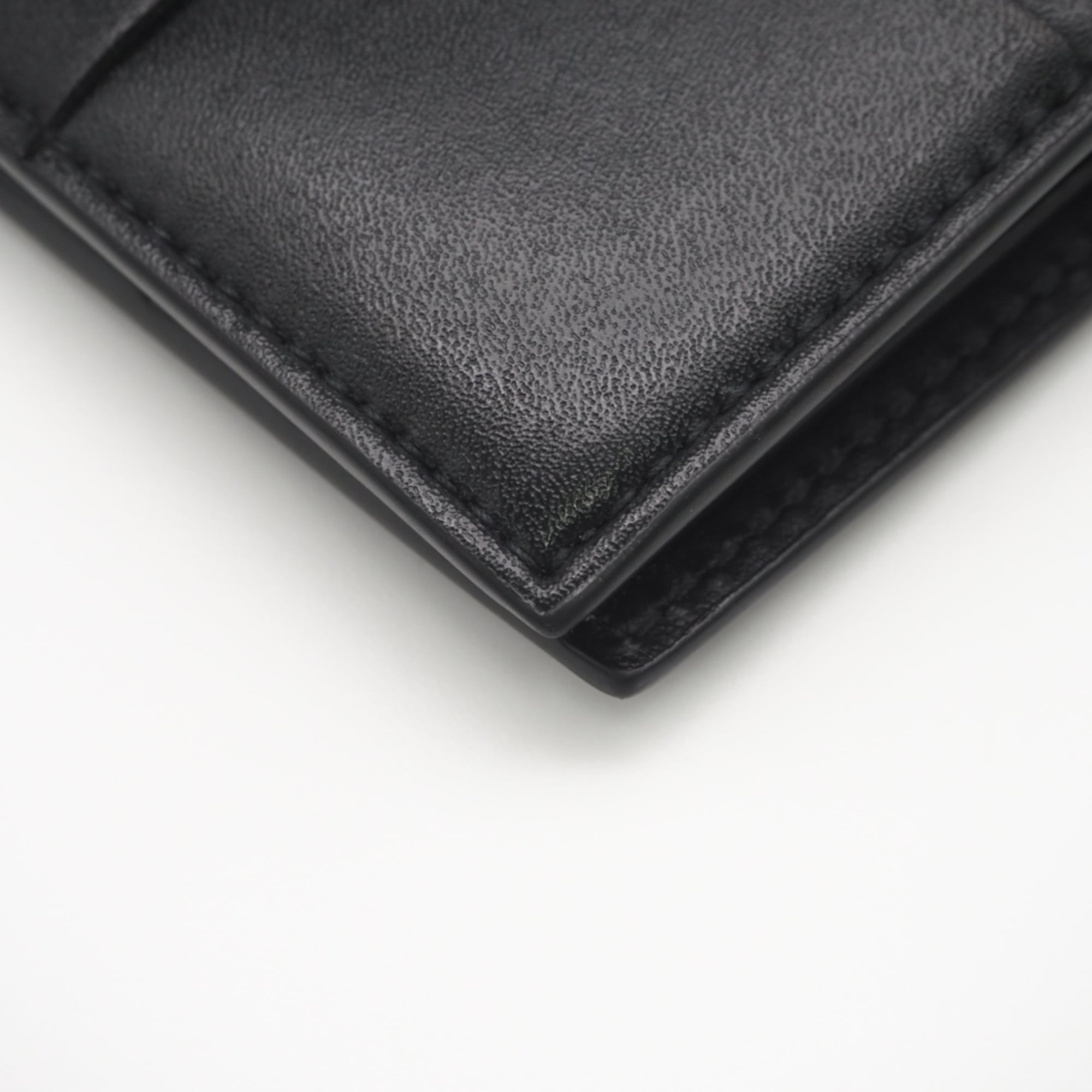 Bottega Veneta Black Leather Wallet (Bi-Fold) (Pre-Owned)