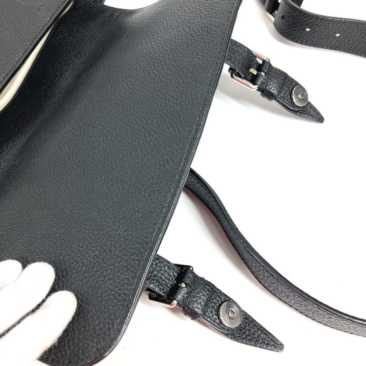 Gucci Black Leather Messenger Bag Shoulder Bag (Pre-Owned)
