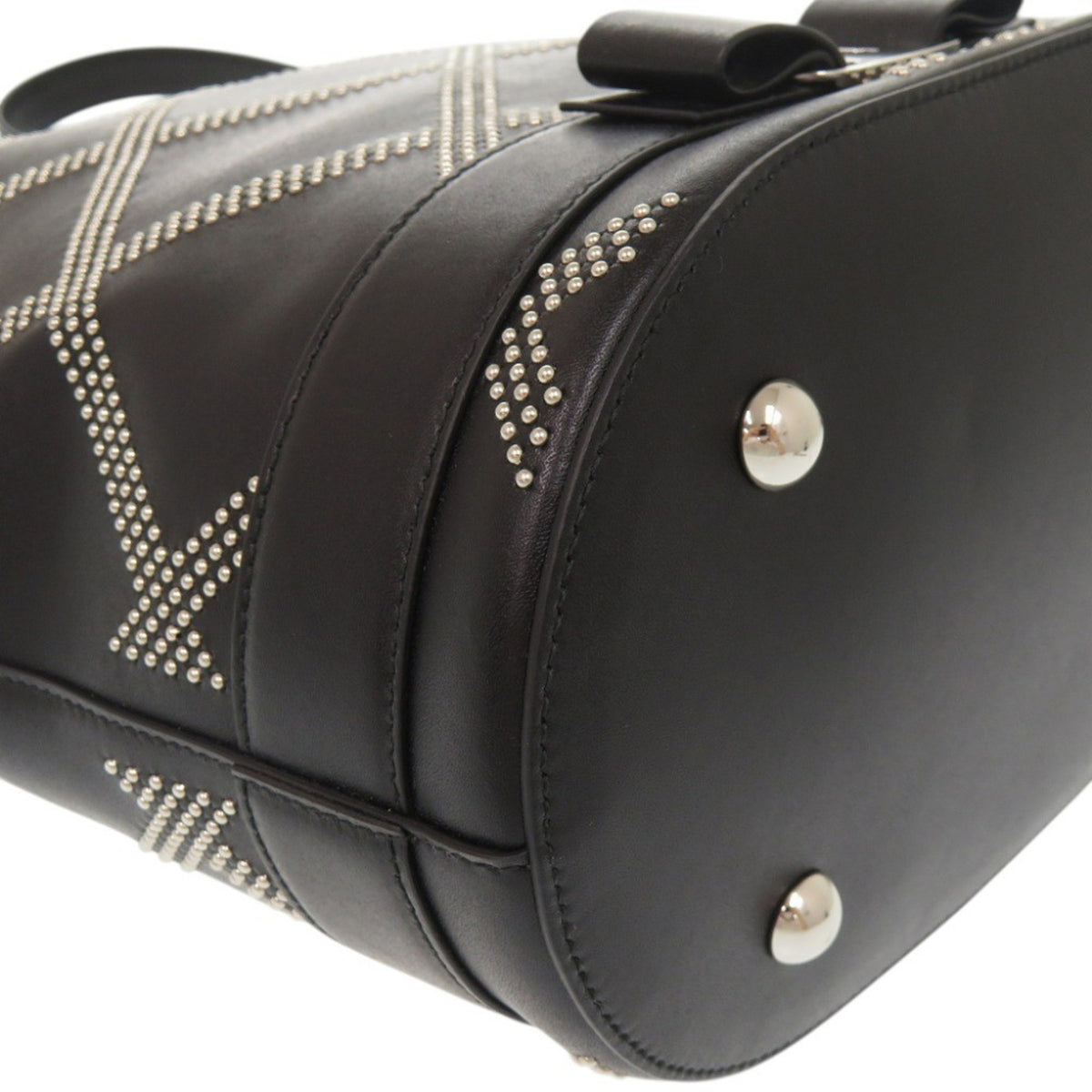 Salvatore Ferragamo Black Leather Handbag Shoulder Bag (Pre-Owned)