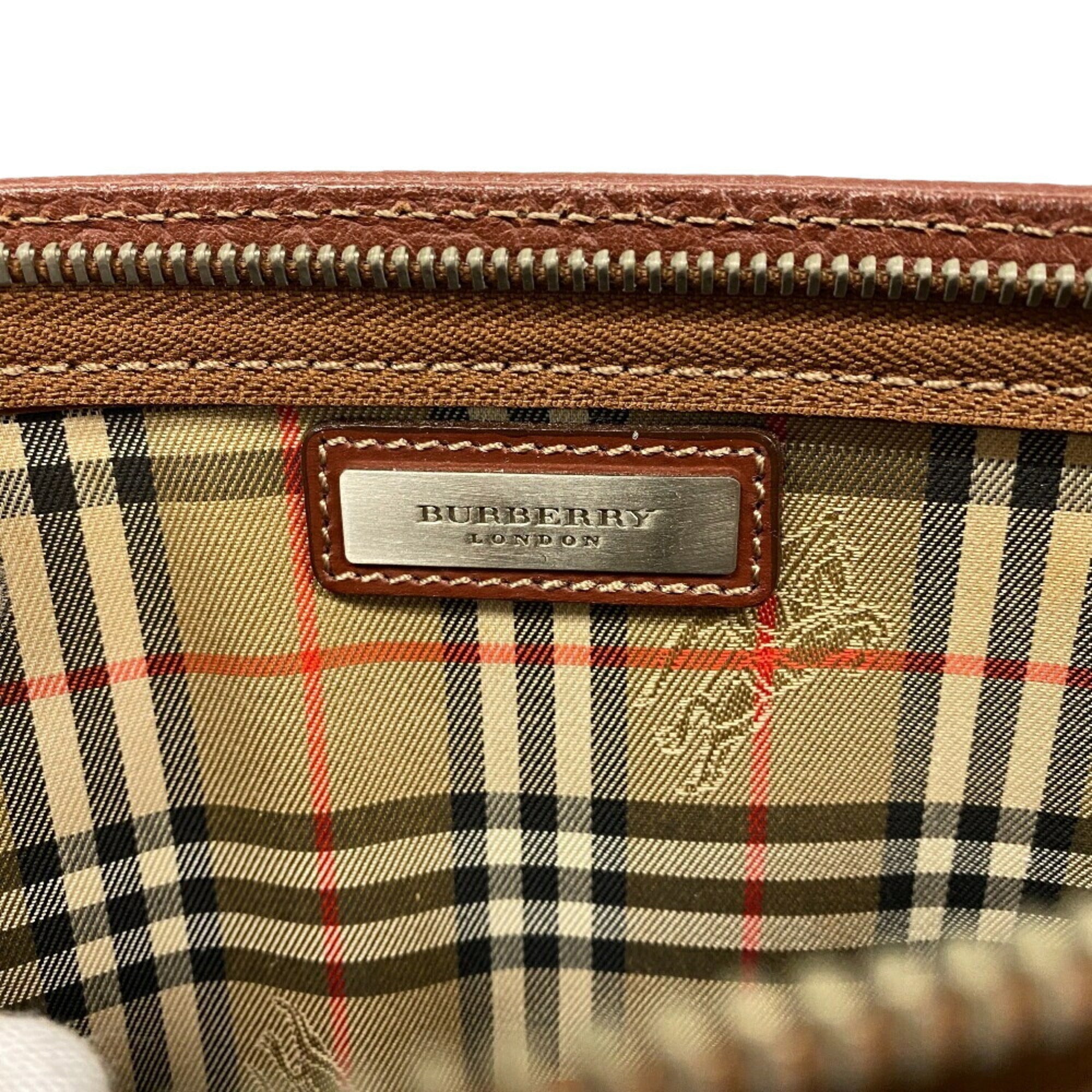 Burberry Brown Leather Clutch Bag (Pre-Owned)