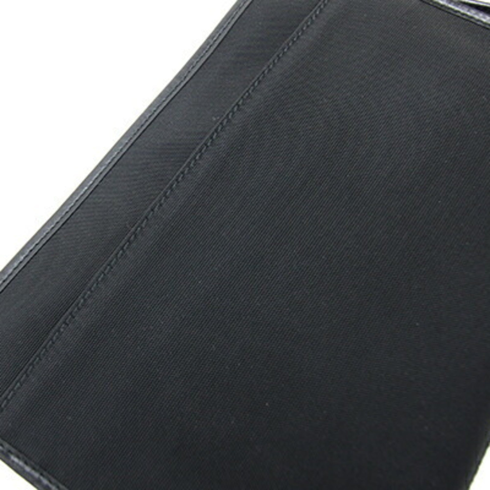 Gucci Black Nylon Canvas Leather Clutch Bag (Pre-Owned)