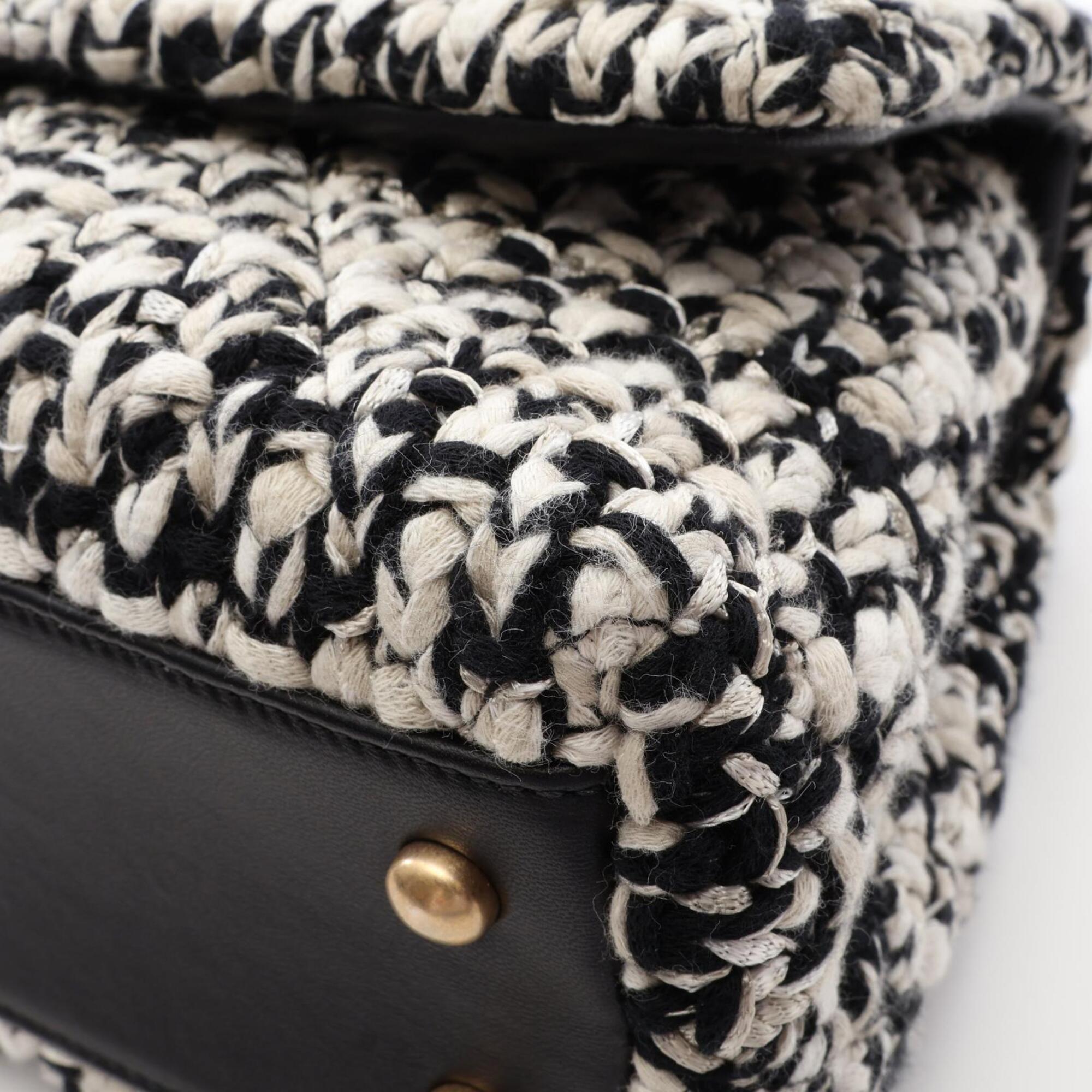 Chanel Black White Fabric Leather Handbag (Pre-Owned)
