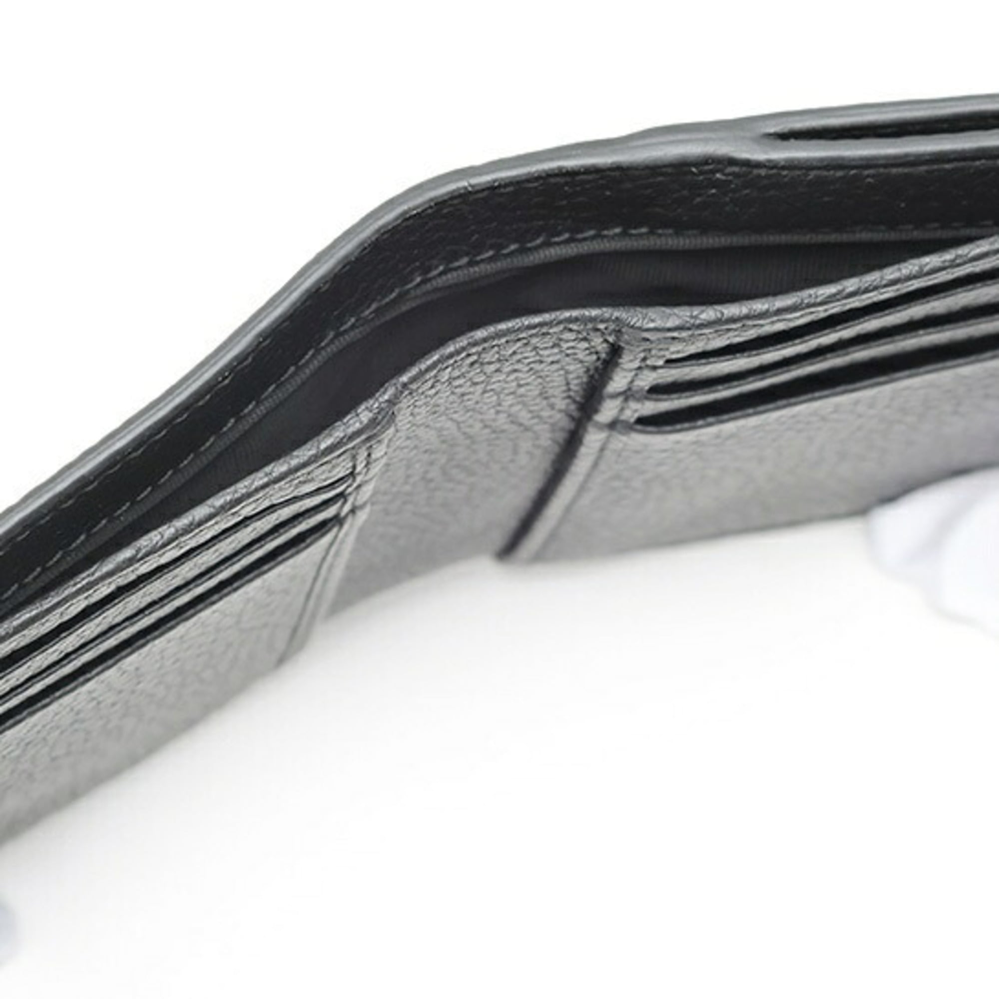 Gucci Black Leather Wallet (Bi-Fold) (Pre-Owned)