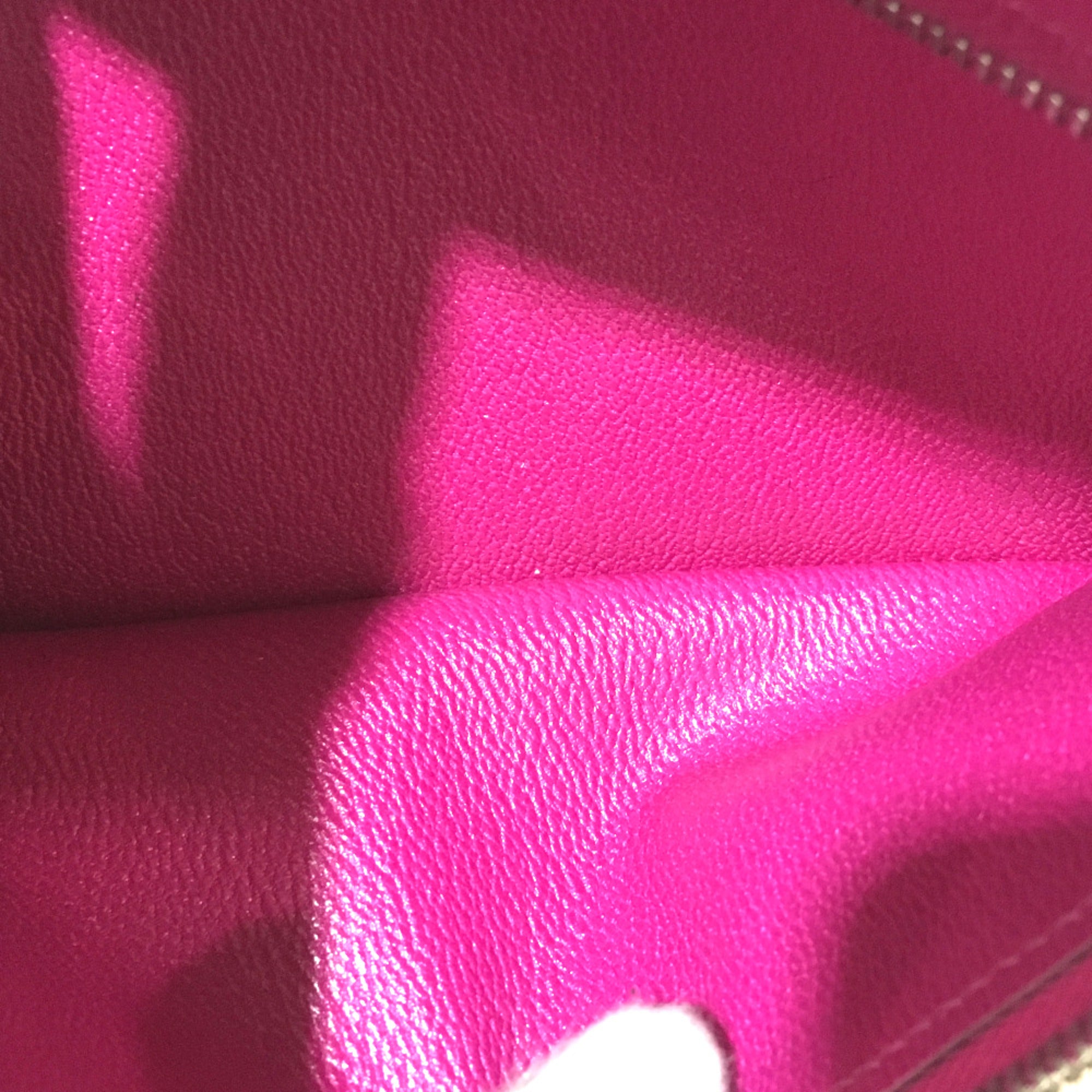 Hermes Pink Other Long Wallet (Bi-Fold) (Pre-Owned)